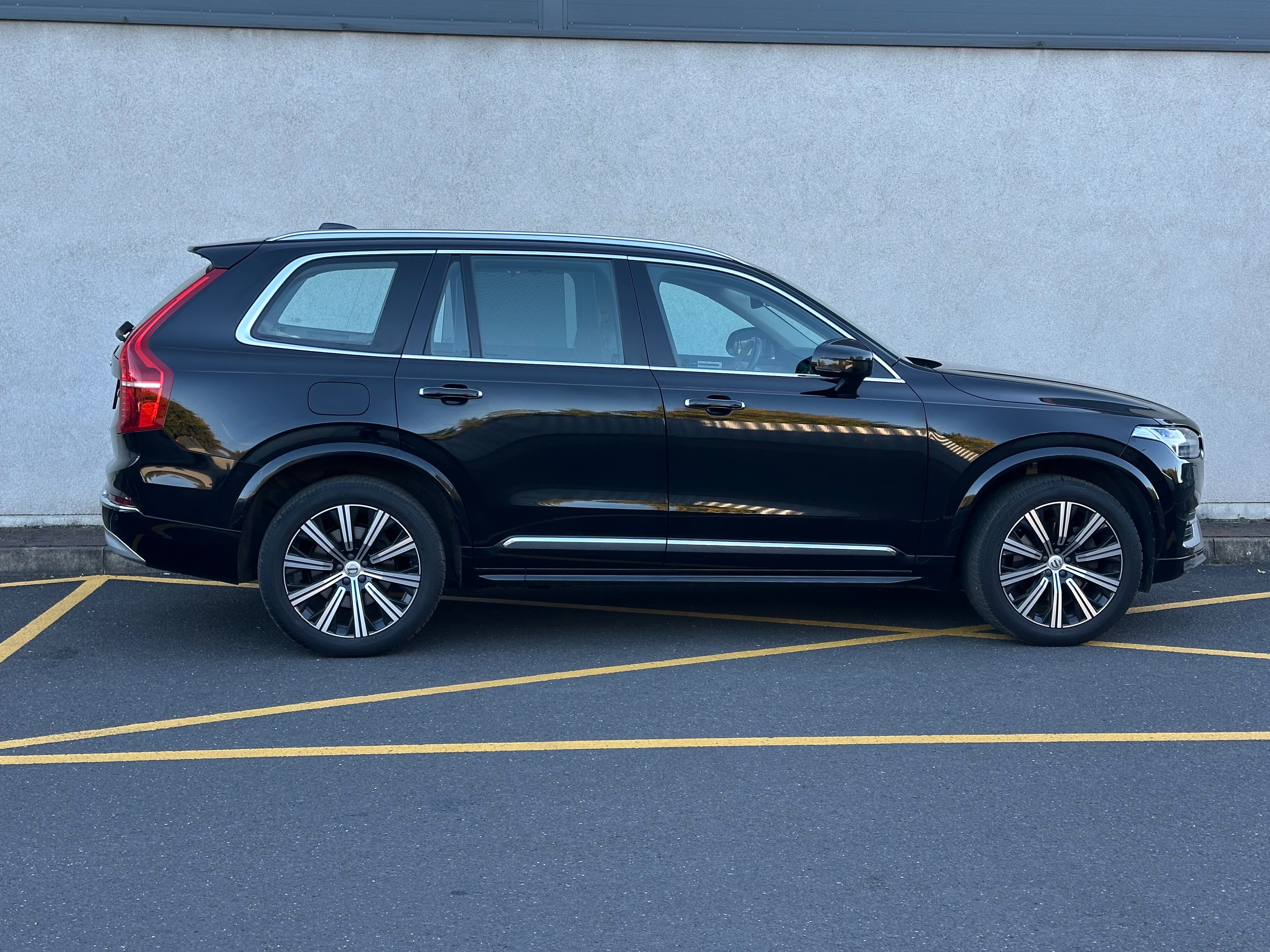 Volvo XC90, 173kw,inscript,7míst,DPH,1.maj - fotka 6