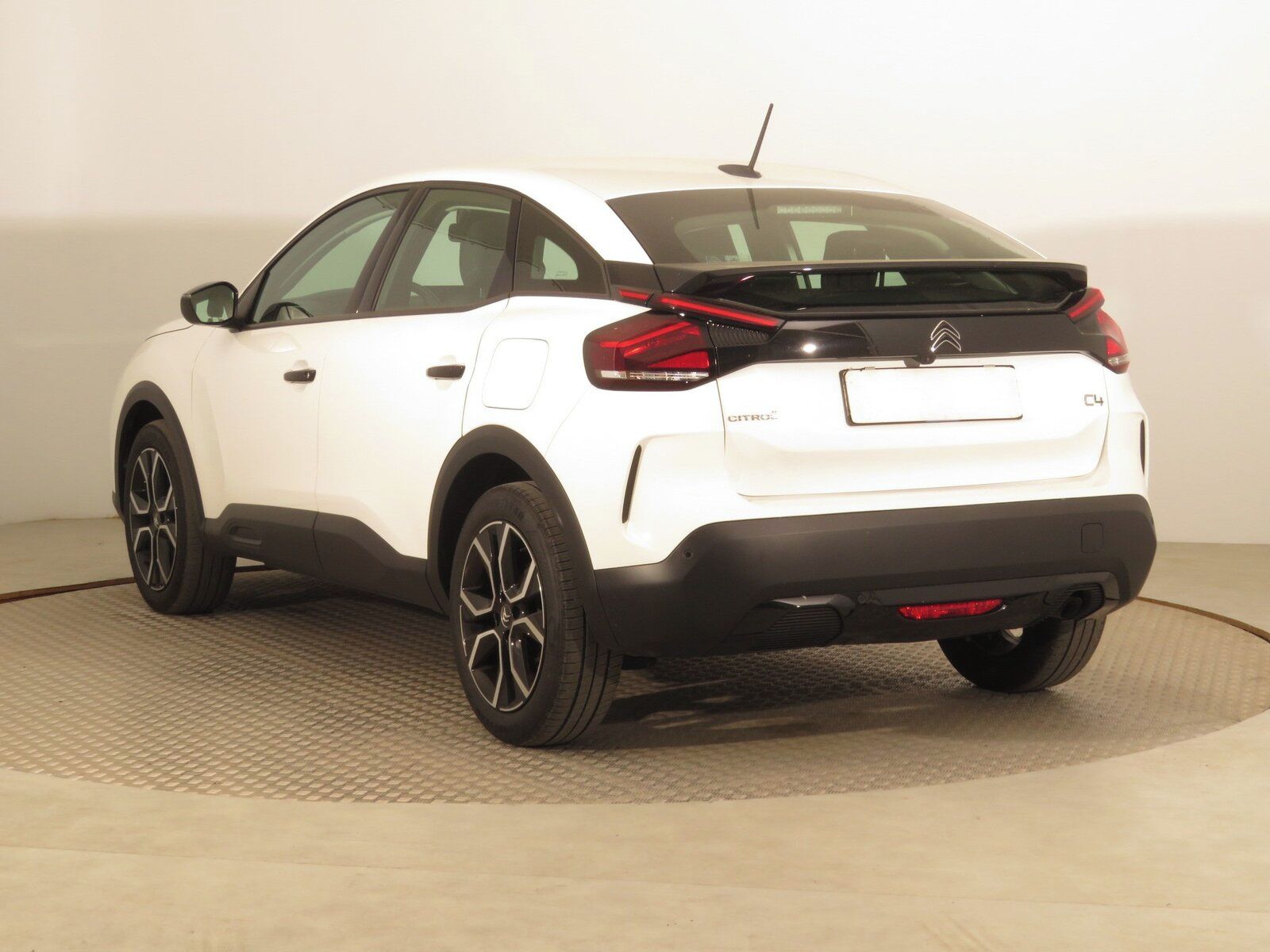 Citroën C4, 1.2 PureTech, Feel, Serv.kniha - fotka 4