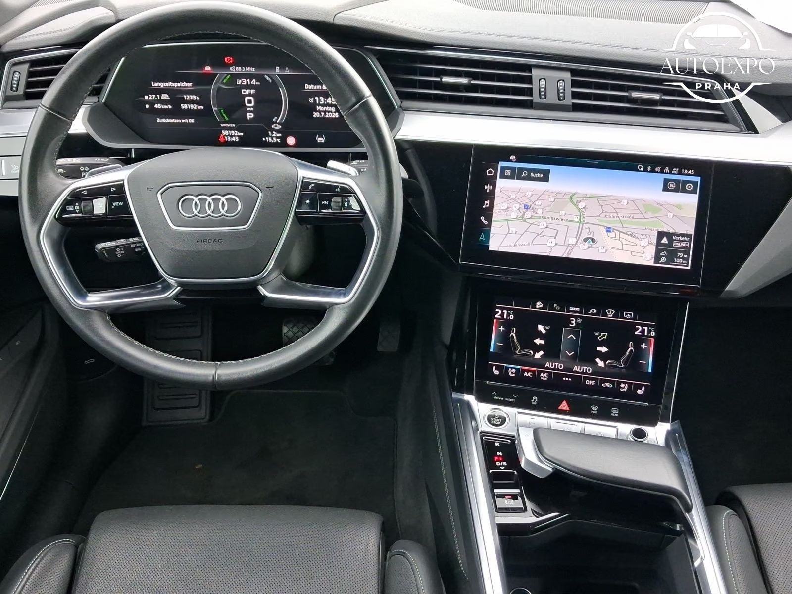 Audi Q8 e-tron, Sportback 55* - fotka 6