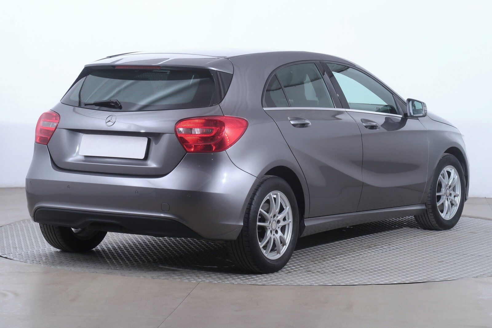 Mercedes-Benz Třídy A, 180 - fotka 5