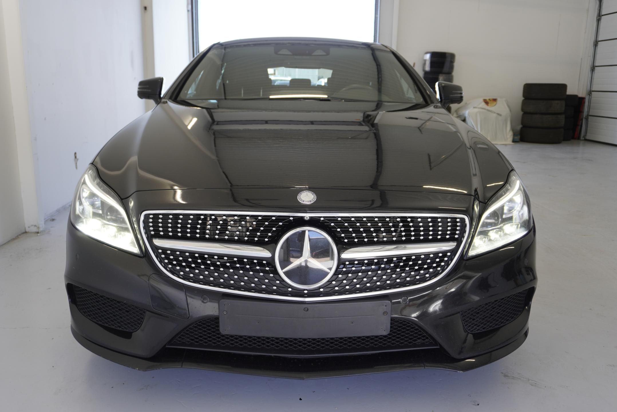 Mercedes-Benz CLS, 3,0D 4MATIC AMG-LINE - fotka 2