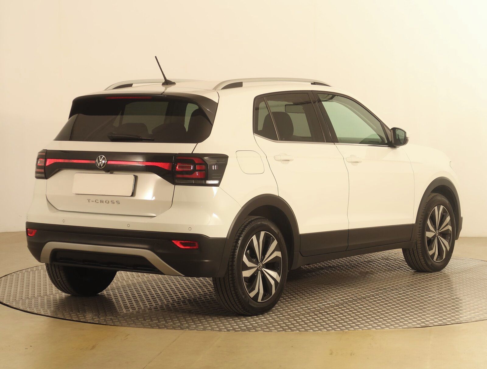 Volkswagen T-Cross, 1.0 TSI, Automat, Serv.kniha - fotka 5