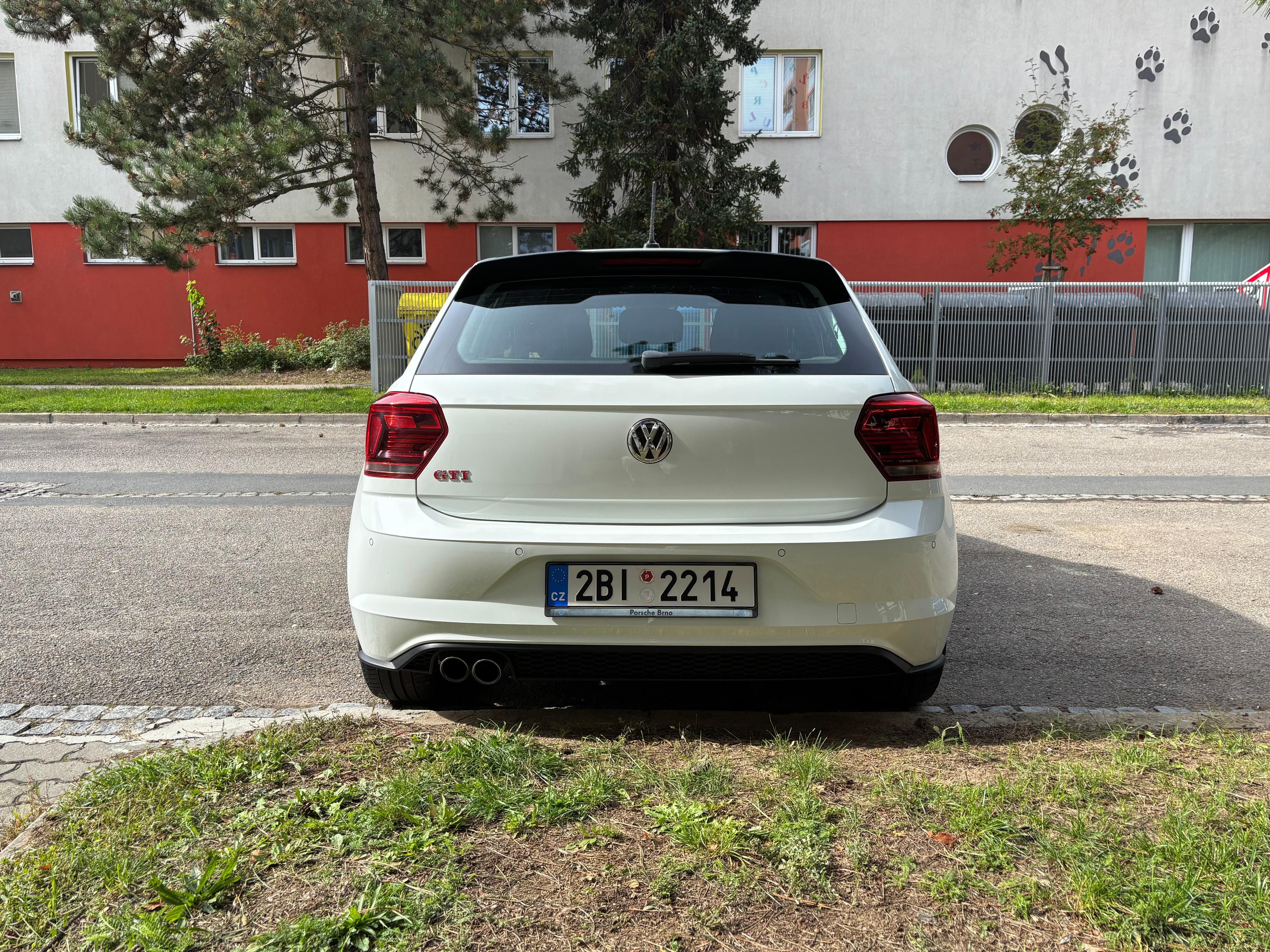 Volkswagen Polo, 2,0 GTI 147kW DSG Virtual - fotka 6
