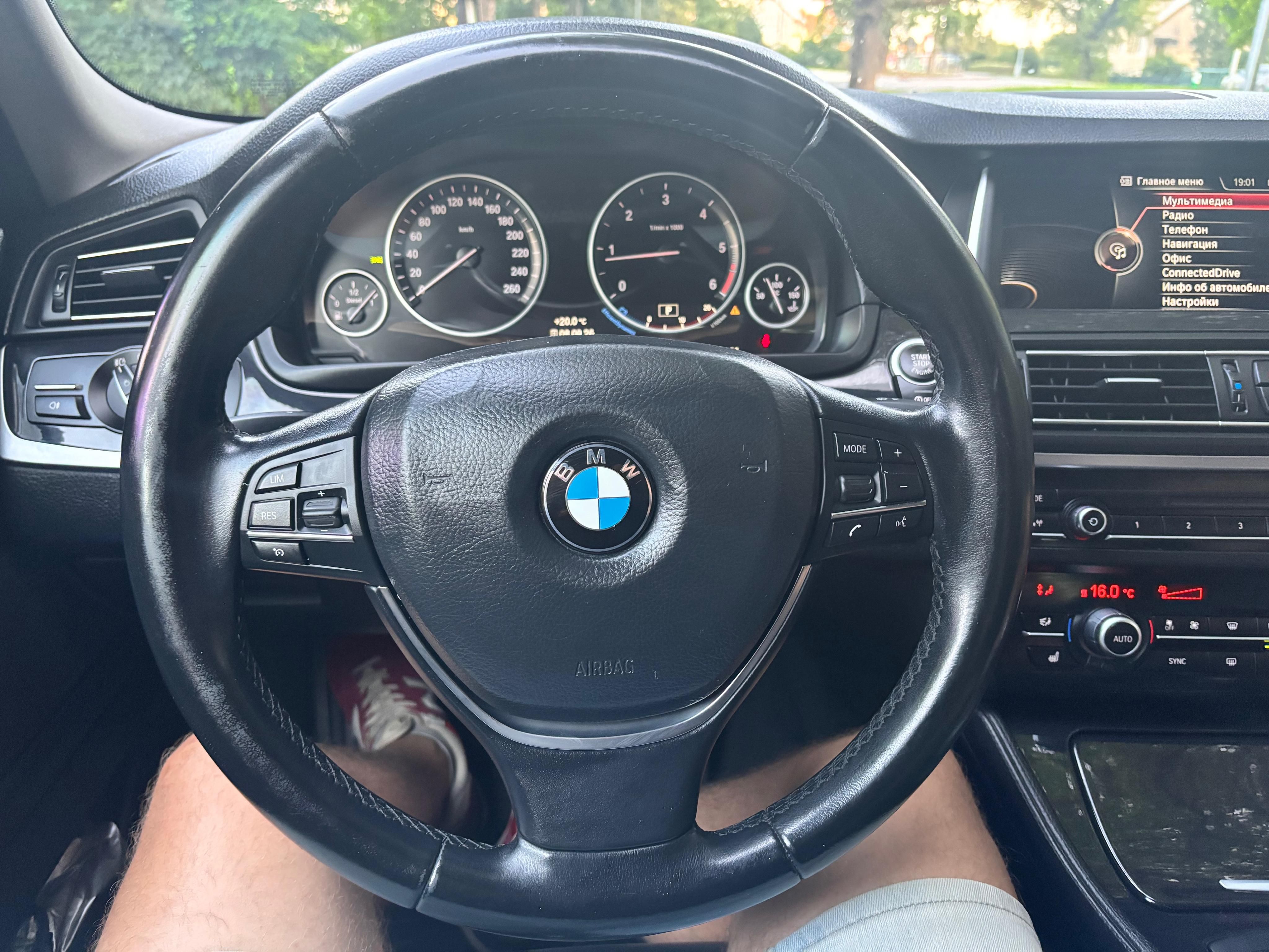 BMW Řada 5, 2.0 TDI - fotka 6