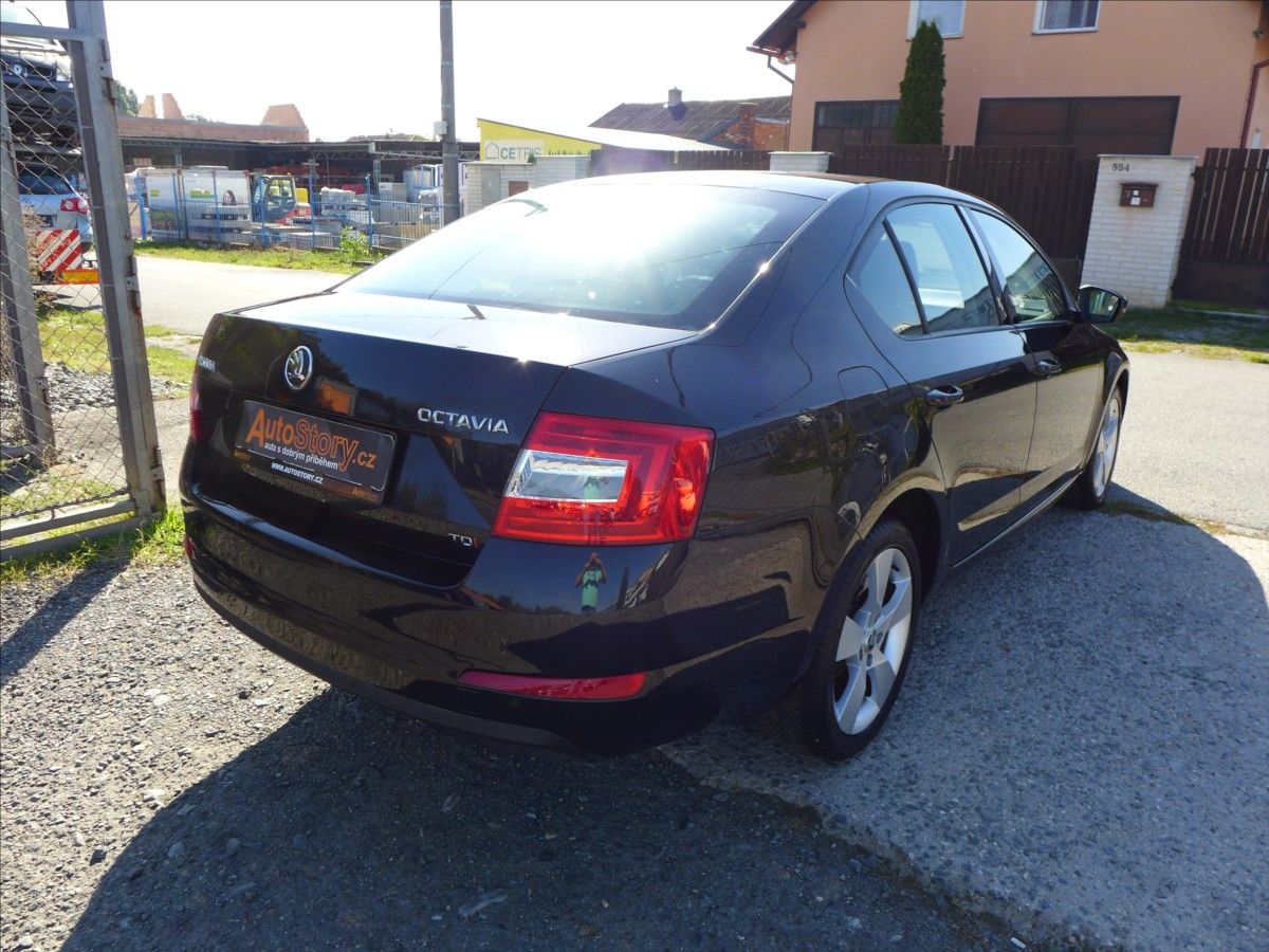 Škoda Octavia, 2,0 TDI  110KW, 1.MAJITEL - fotka 6