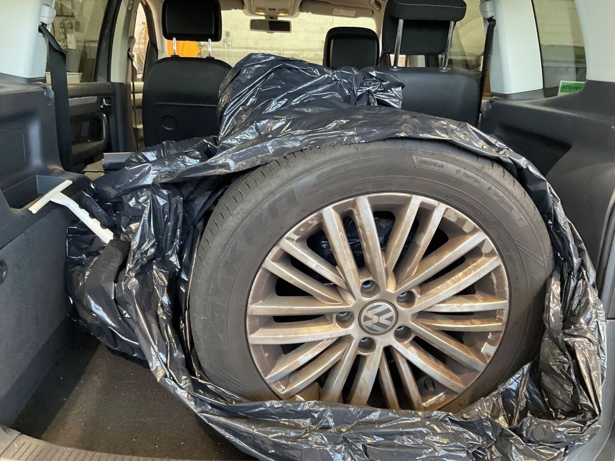 Volkswagen Touran, 2.0Tdi DSG 103KW CUP 190tis km - fotka 4