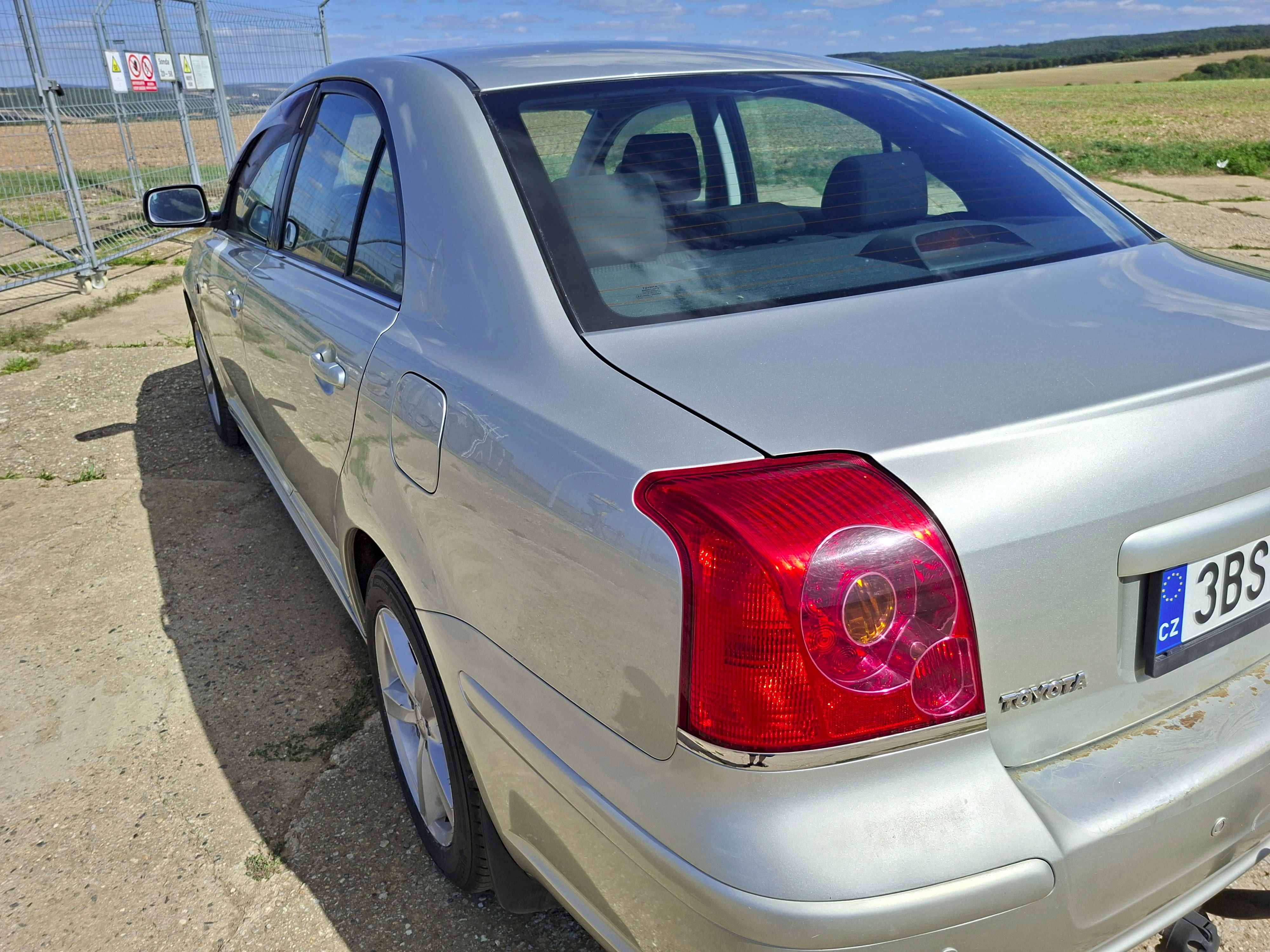Toyota Avensis, Toyota Avensis 1,6L - fotka 6
