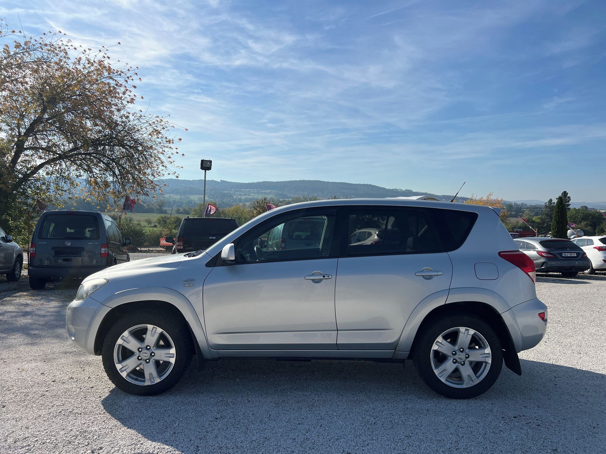 Toyota Rav4 - fotka 5