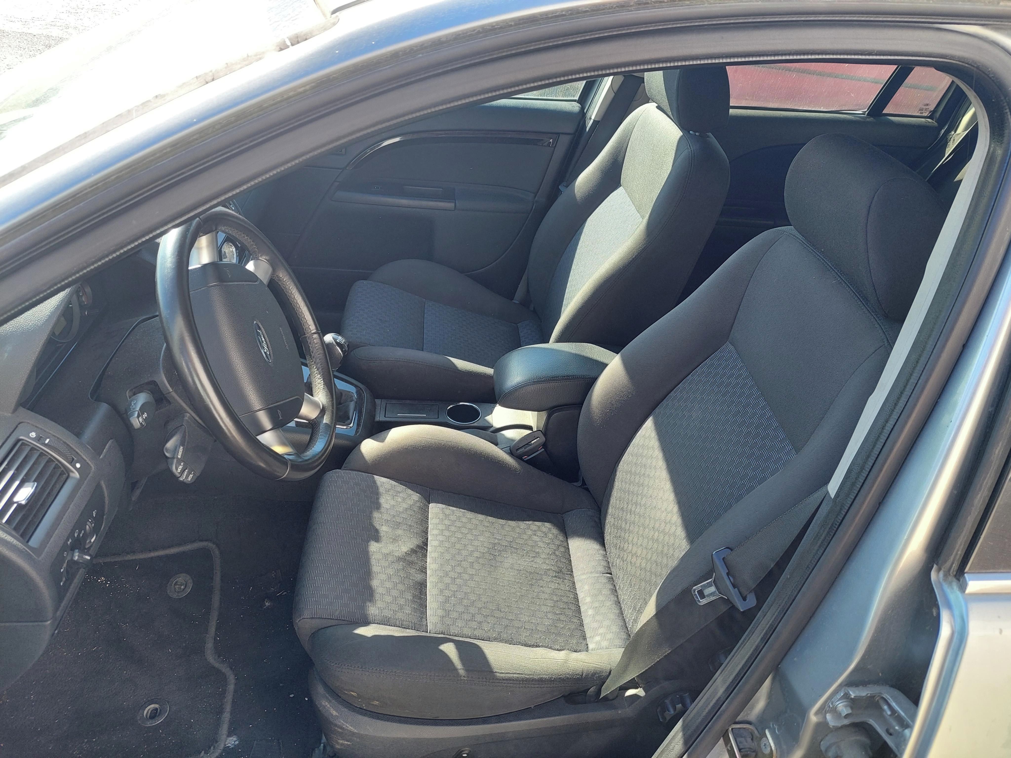Ford Mondeo, Ford Mondeo 1.8 SCi - fotka 5