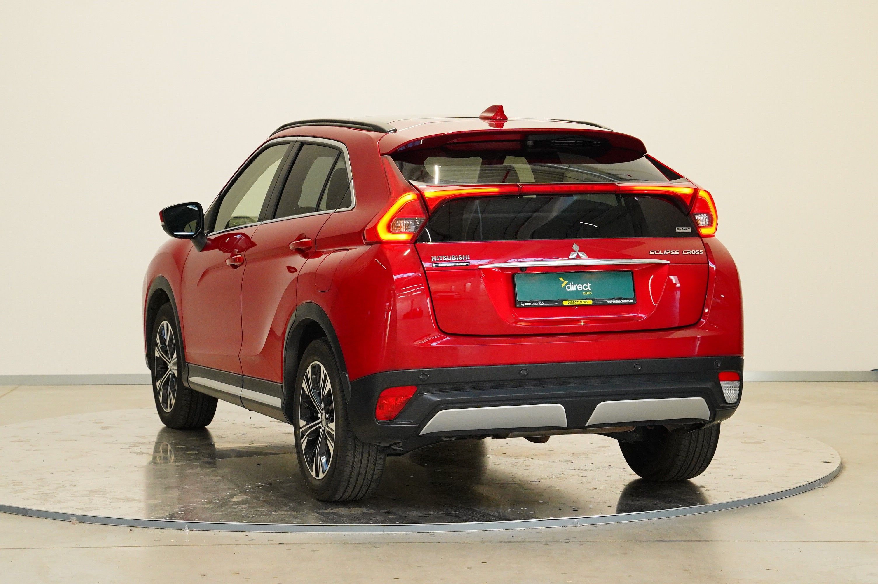 Mitsubishi Eclipse Cross, 1.5 T-MIVEC 120 kW 4WD Instyle - fotka 4