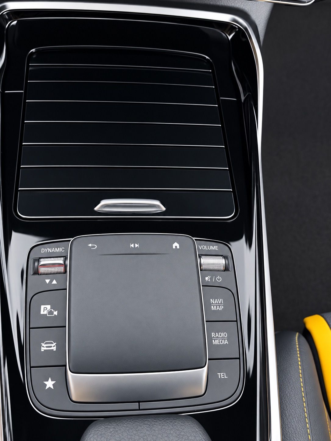 Mercedes-Benz CLA, Mercedes-AMG CLA 45 S 4MATIC+ - fotka 2