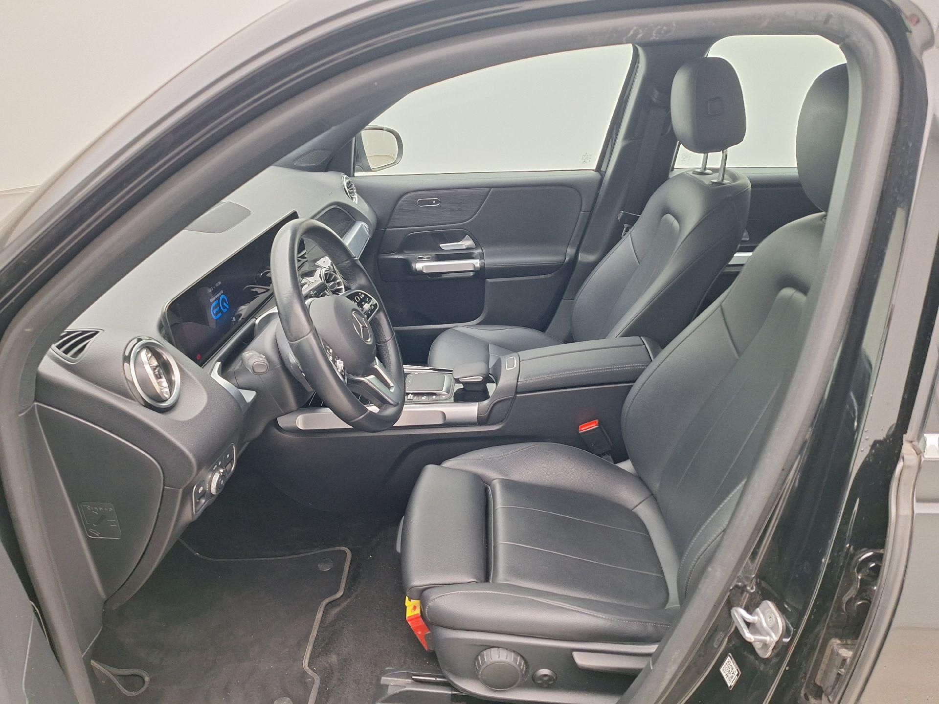 Mercedes-Benz EQB, 300 4M LUXURY LINE PŘIPRAVUJEM - fotka 6