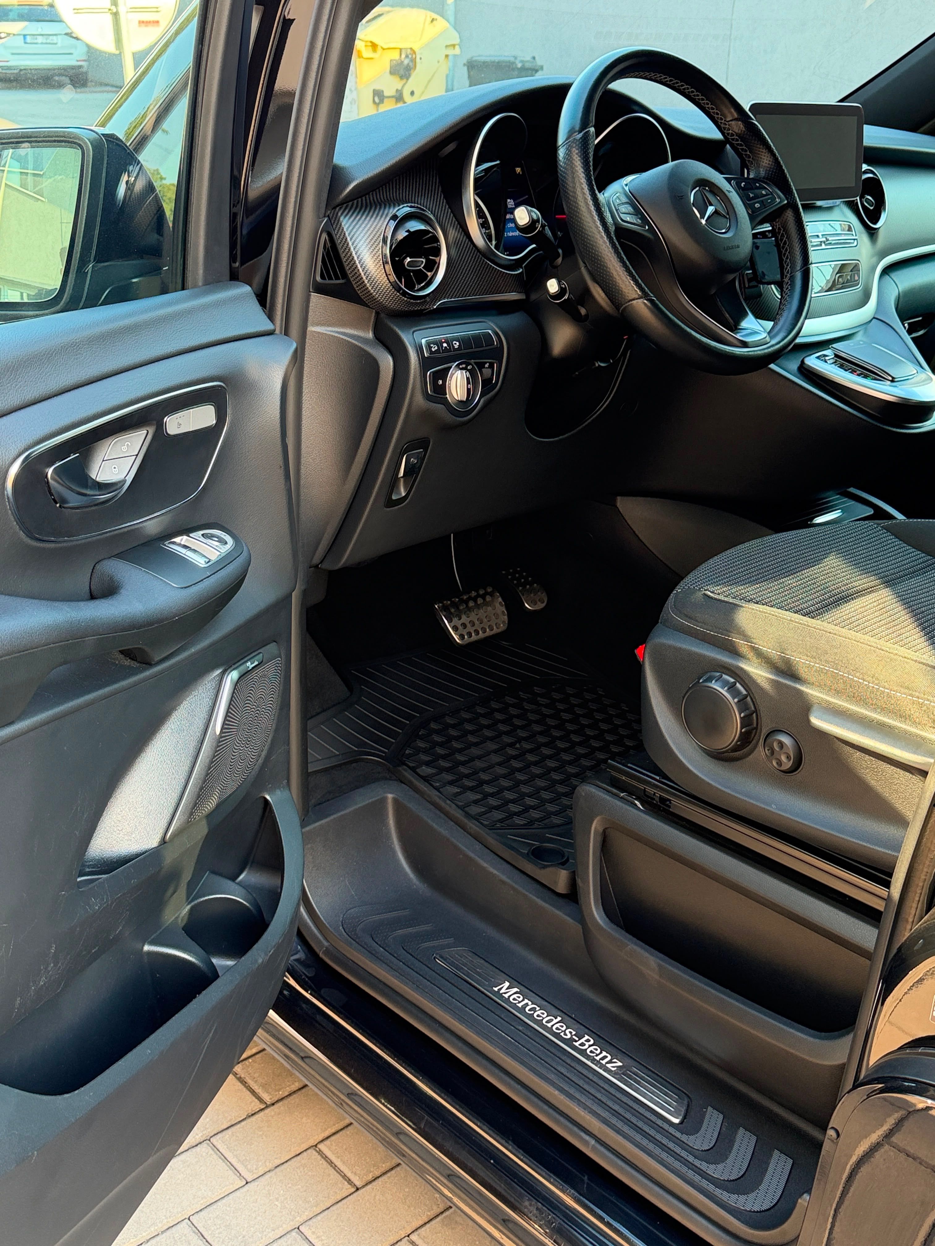 Mercedes-Benz Třídy V, BRABUS 195 KW! - fotka 3