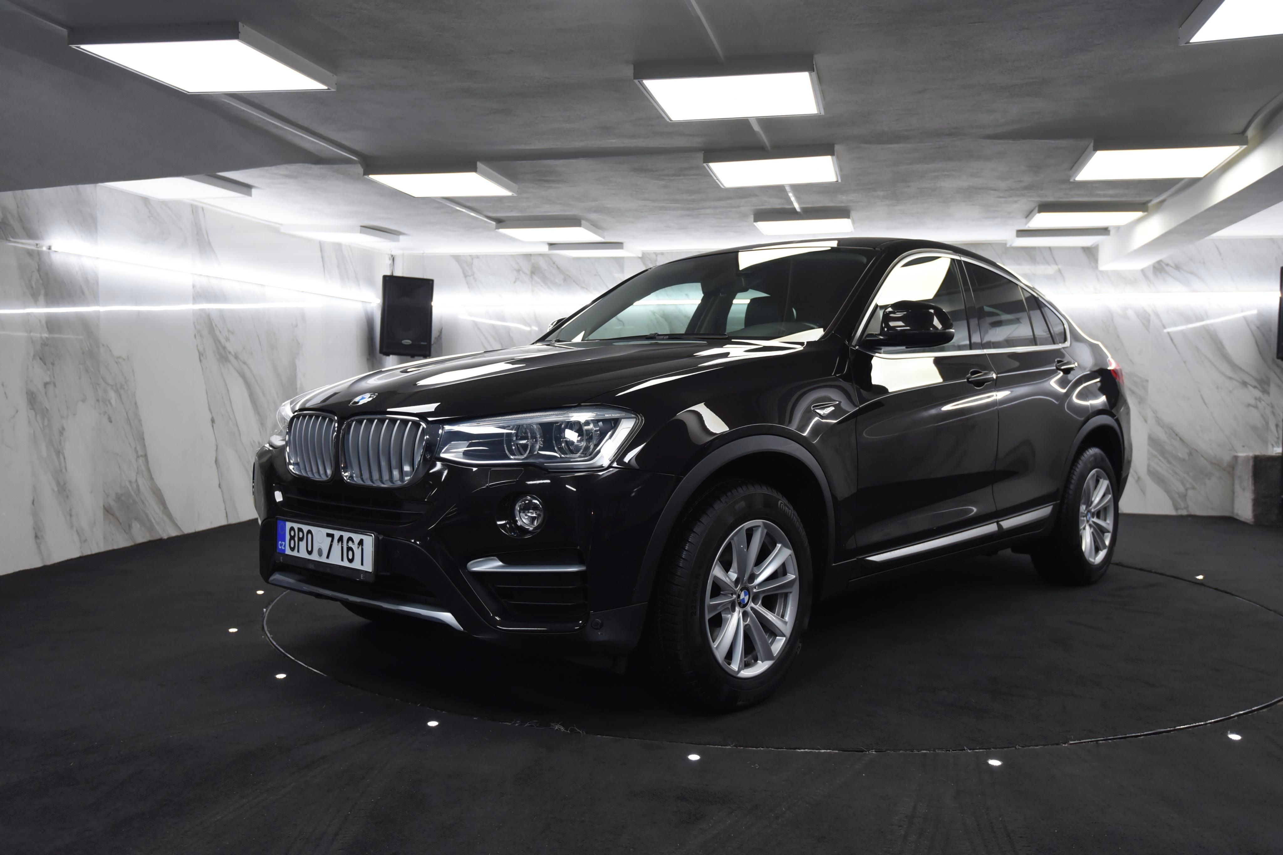 BMW X4, X4 XDRIVE 20D - Servisováno
