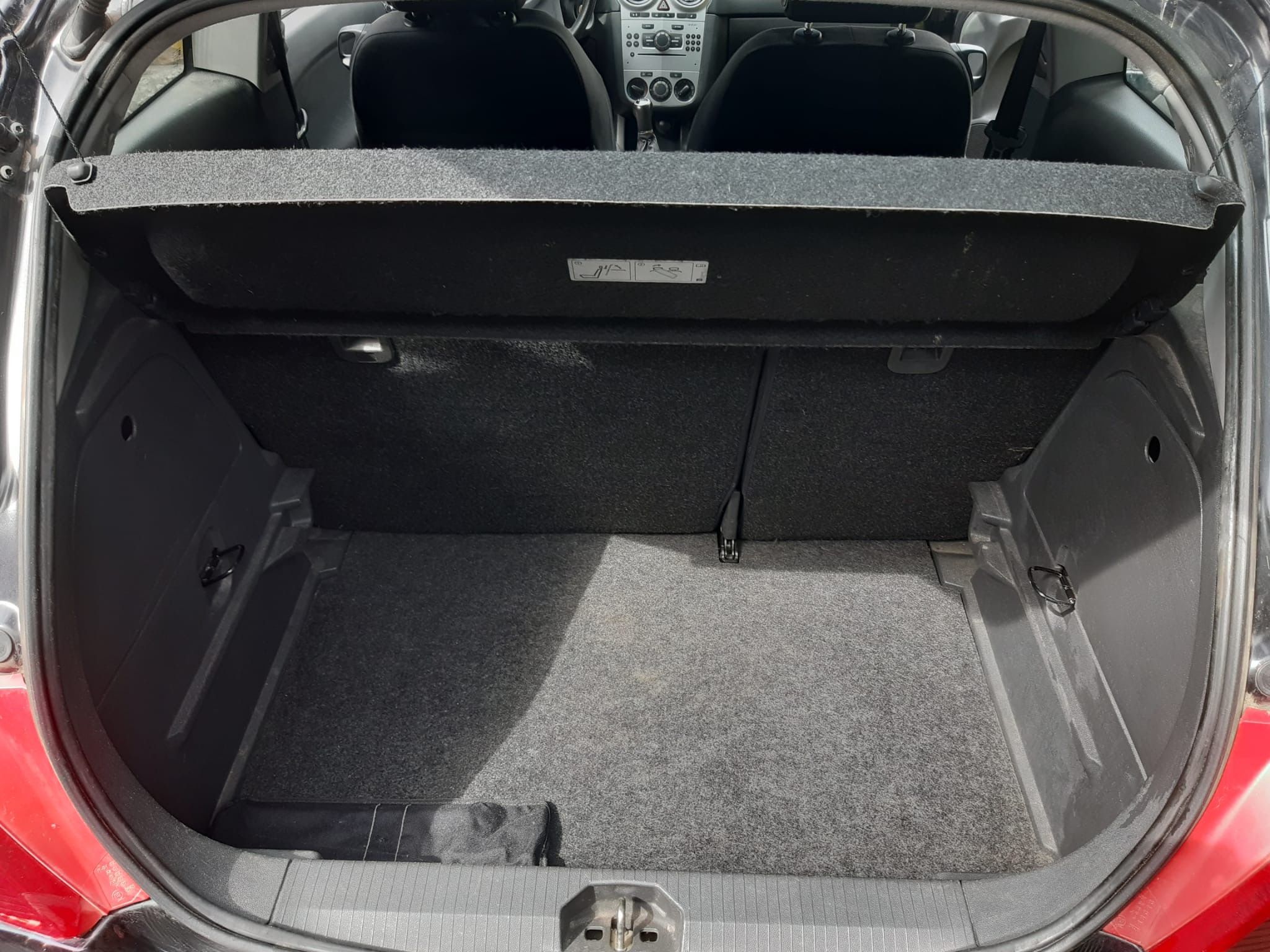Opel Corsa, 1.4 66 kW | 175 000 km - fotka 5
