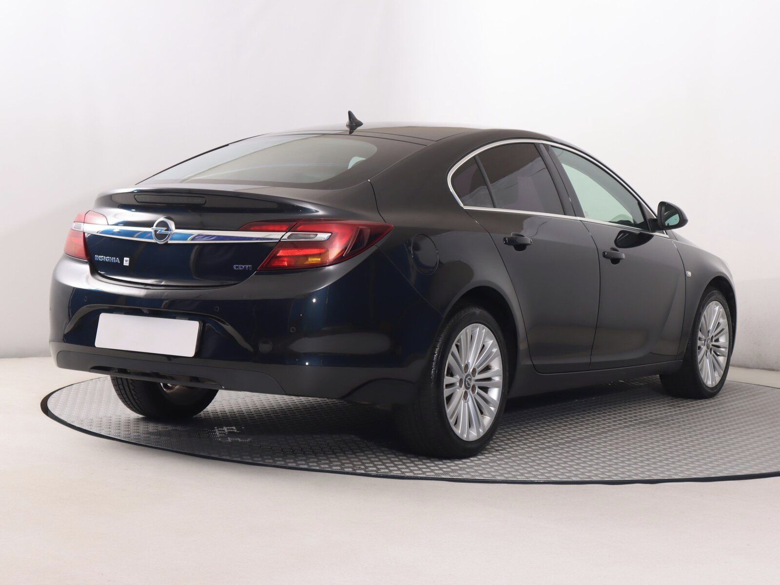 Opel Insignia, 2.0 CDTI, Automat - fotka 5