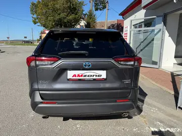 Auto 8