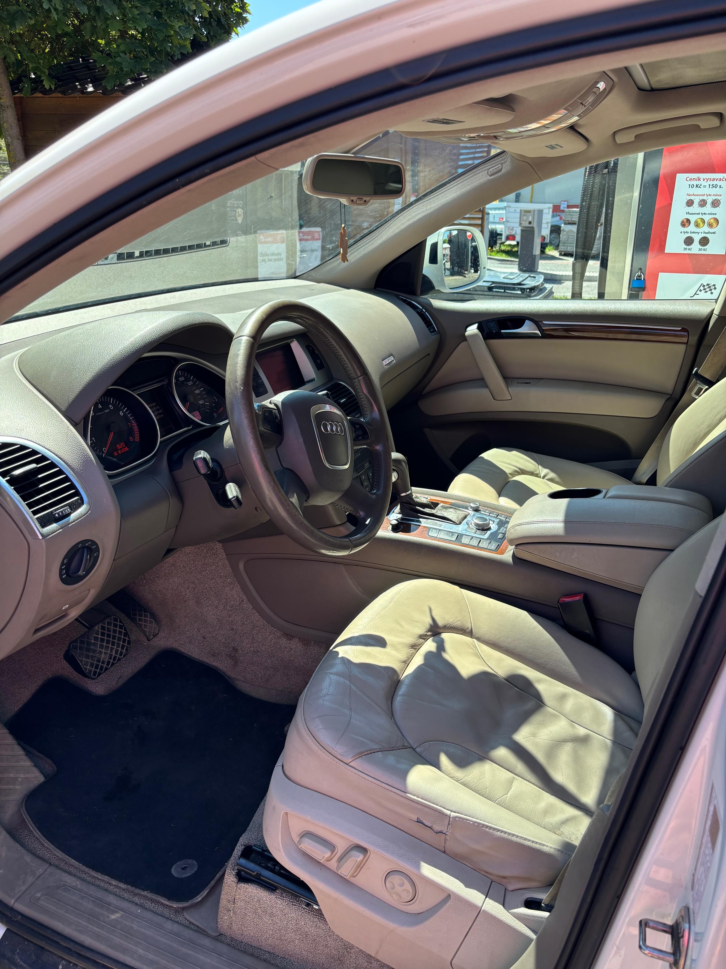 Audi Q7, Audi Q7 - fotka 4