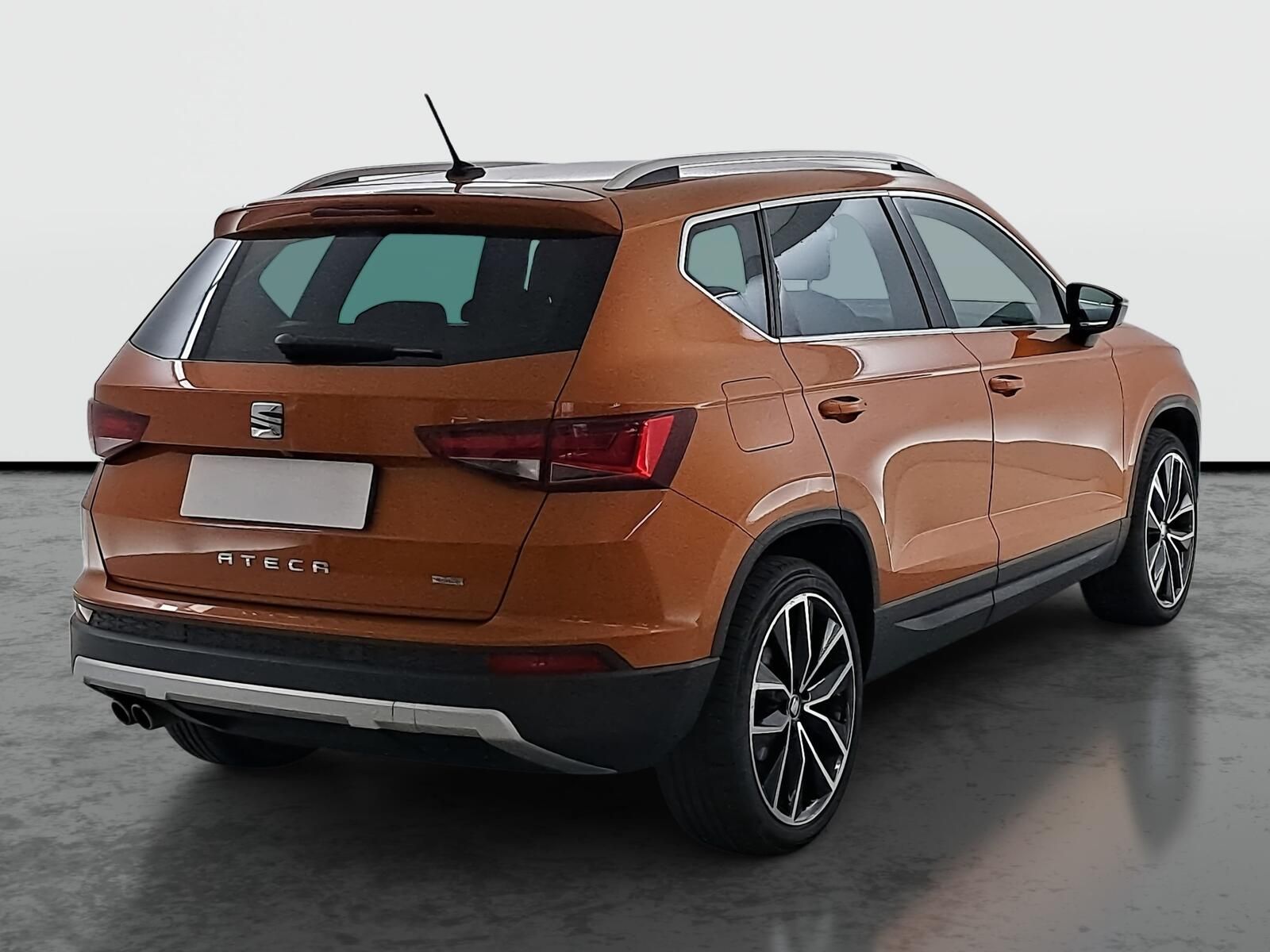 Seat Ateca, 2.0 TDI 4Drive, 4X4, Automat - fotka 5