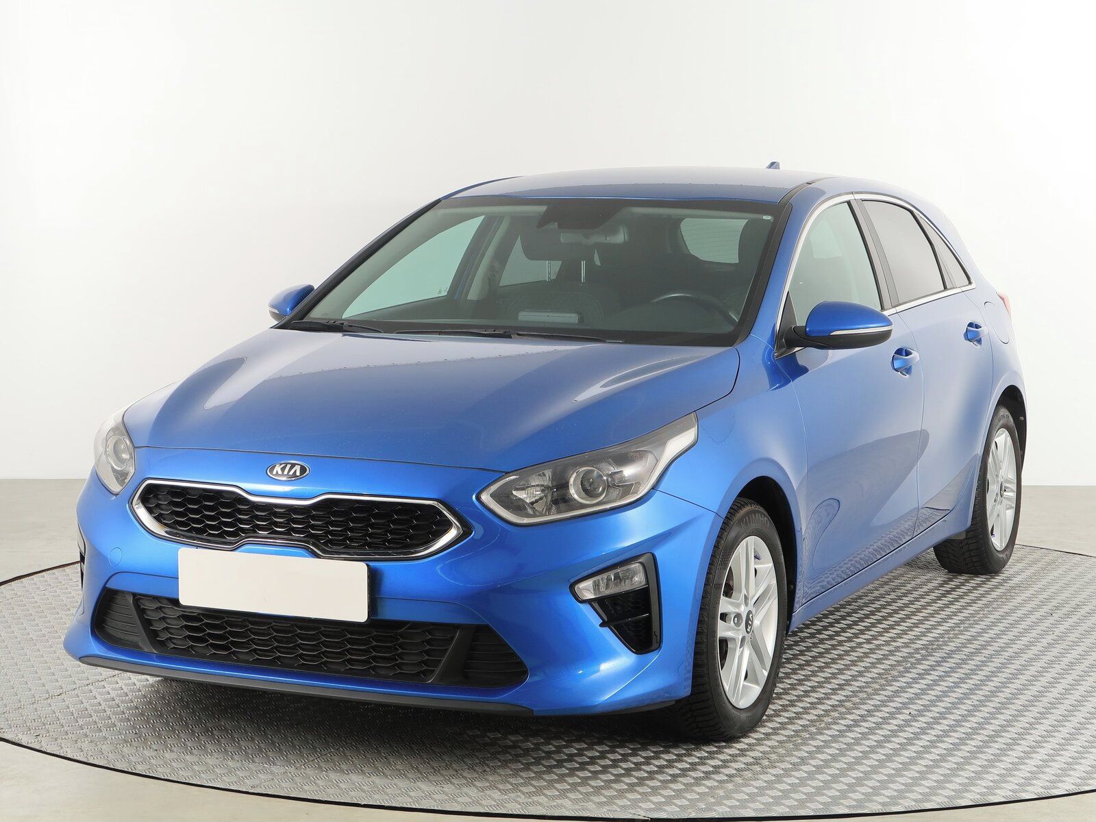 Kia Cee´d, 1.6 CRDi, Silver, Serv.kniha - fotka 2
