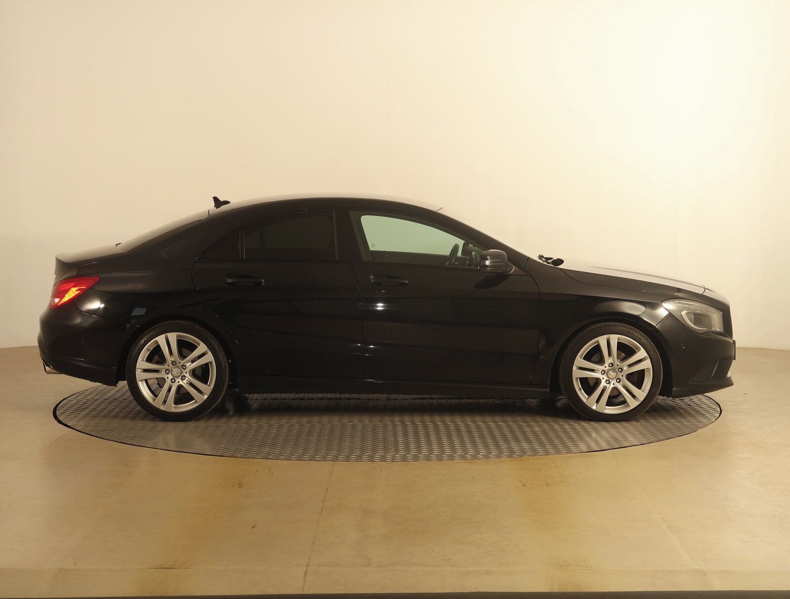 Mercedes-Benz CLA, 200 CDI, Automat - fotka 6