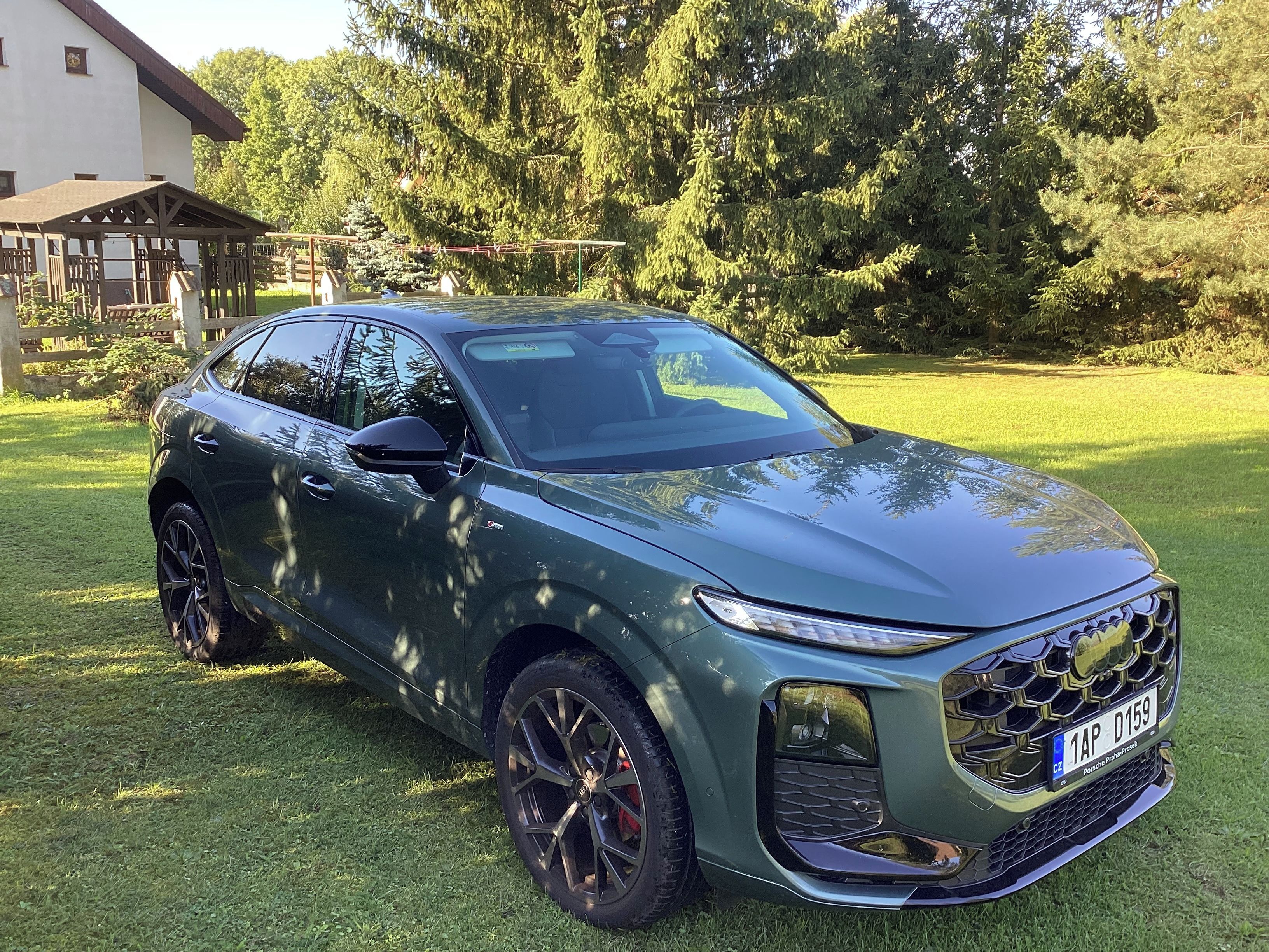 Audi Q3, Sportback TFSI S line