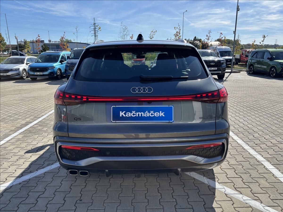 Audi Q5, 2,0 TDI 150kW S-Line quattro - fotka 4