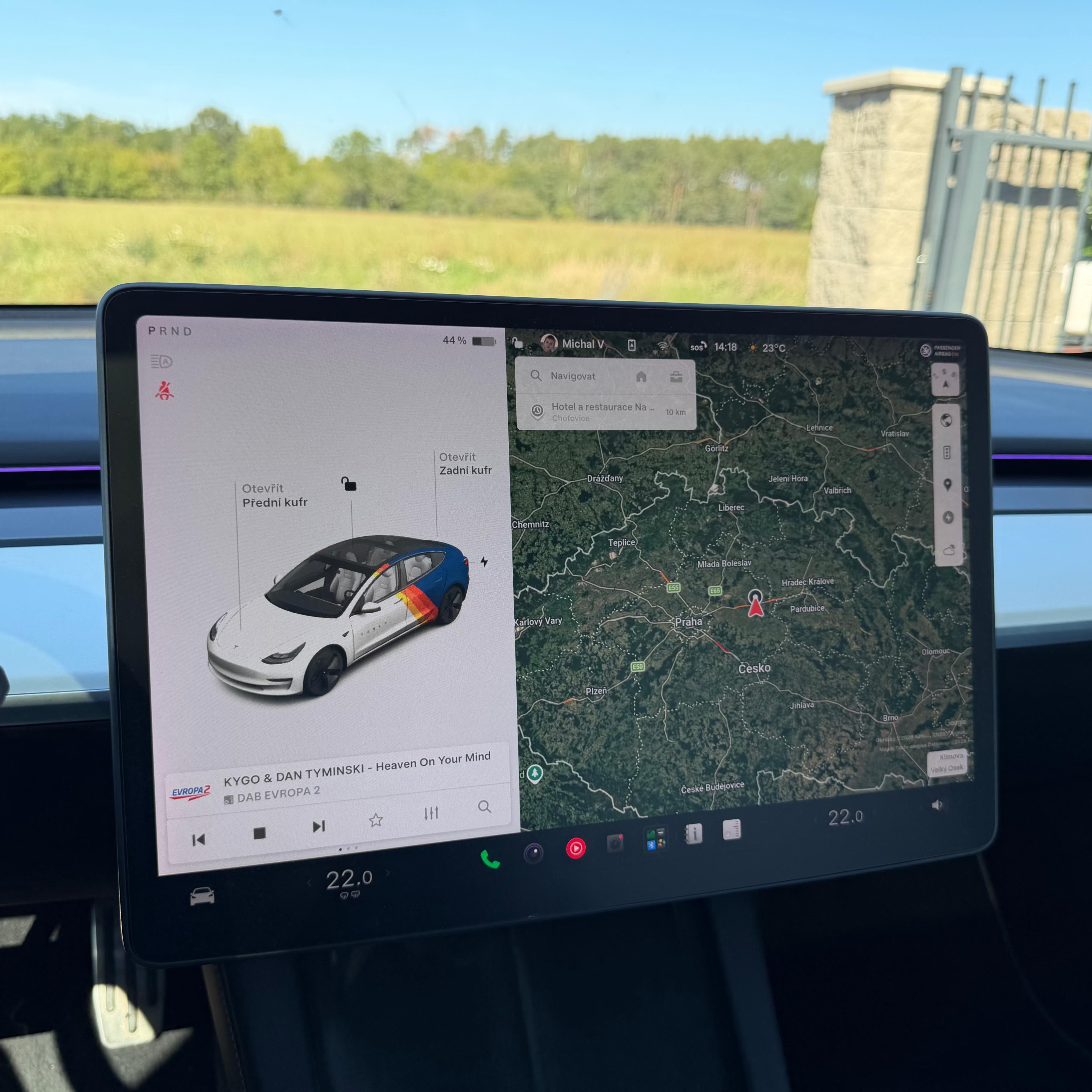 Tesla Model 3, SR+ 55kWh, SoH 82% - fotka 2