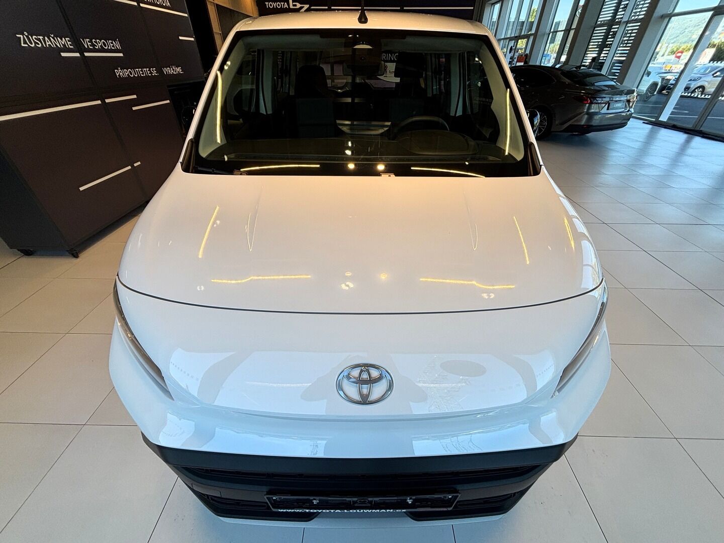 Toyota Proace City Verso, 1,2 Business LWB - křídlové - fotka 2