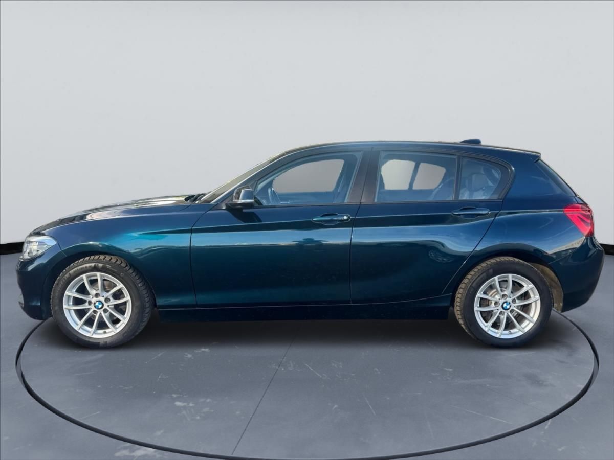 BMW Řada 1, 1,5 - fotka 5