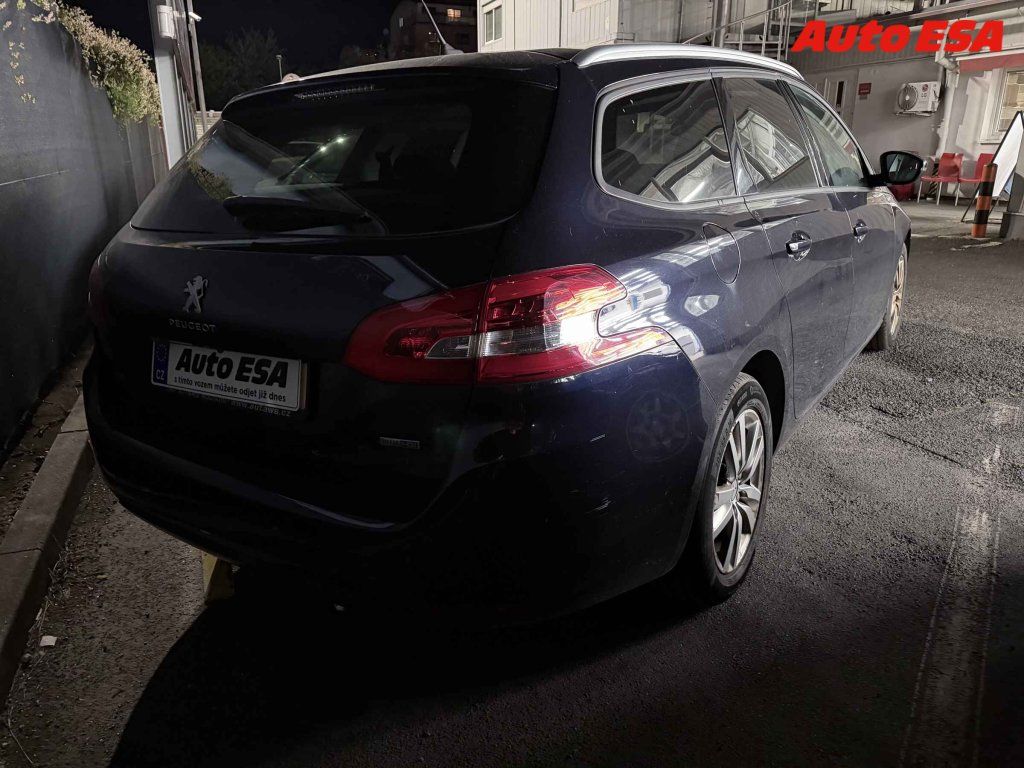 Peugeot 308, 1.6 HDi,1.maj - fotka 2