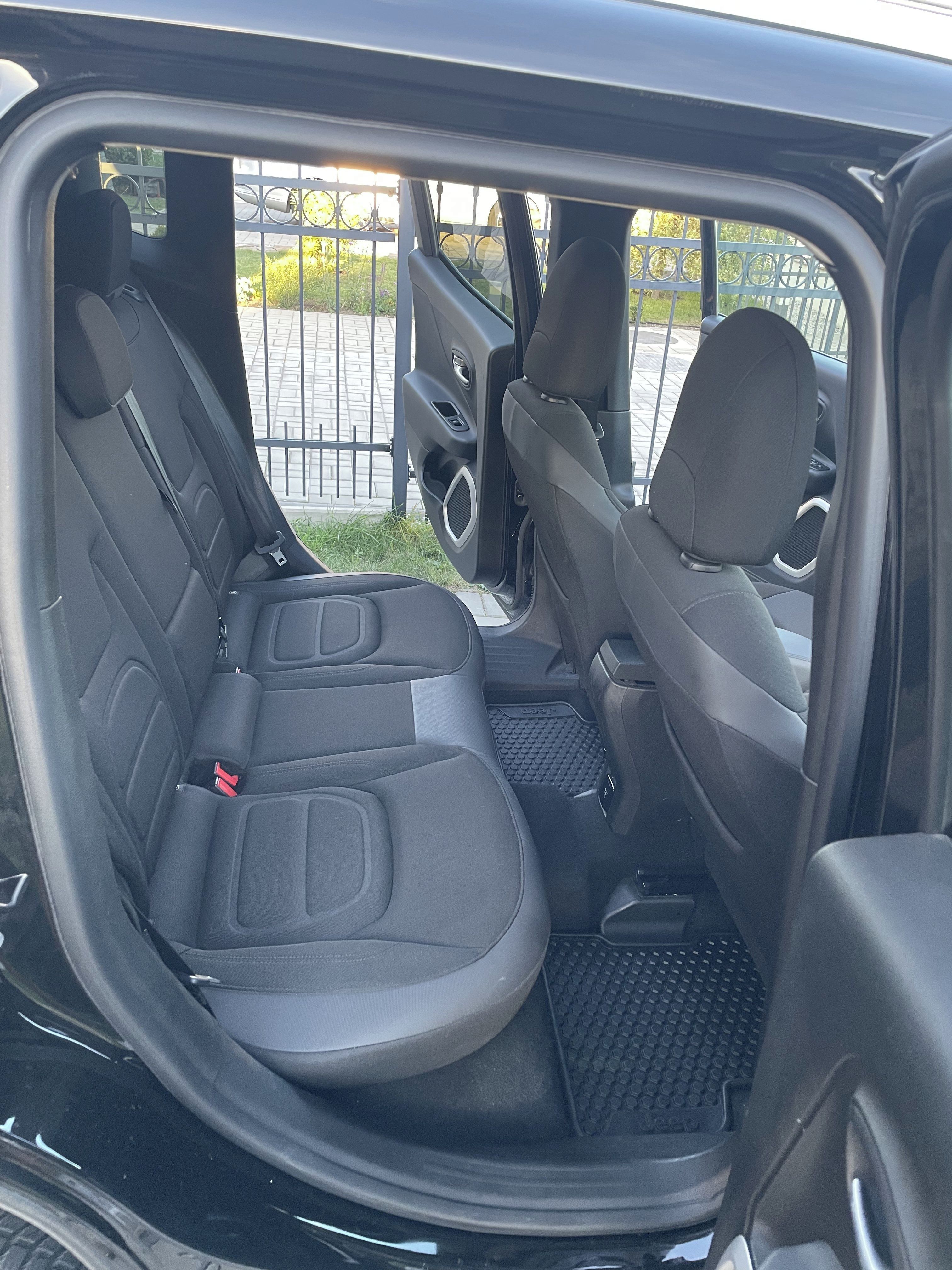 Jeep Renegade, 1.4 4x4 Top stav, nehav. - fotka 5