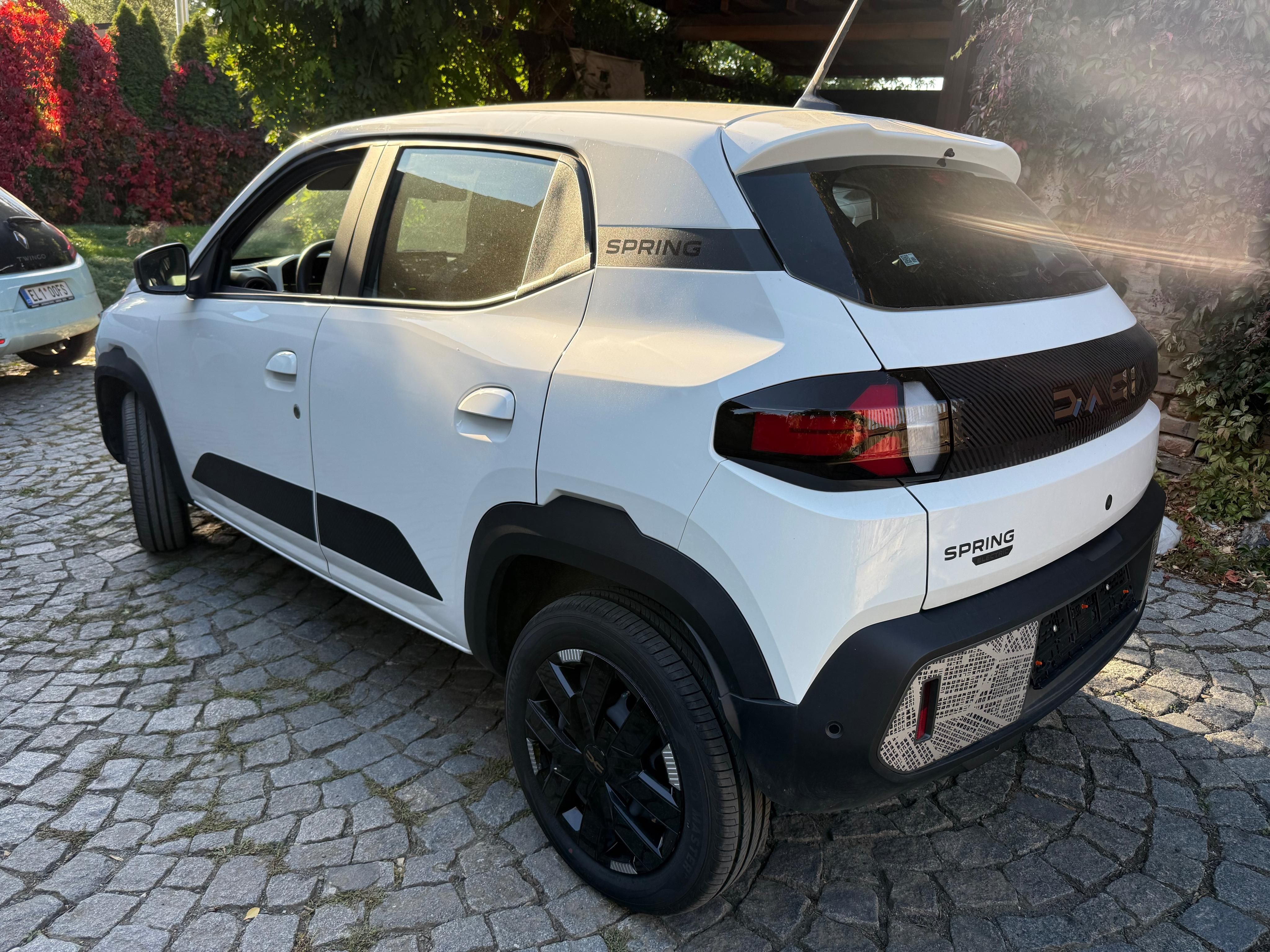 Dacia Spring - fotka 2