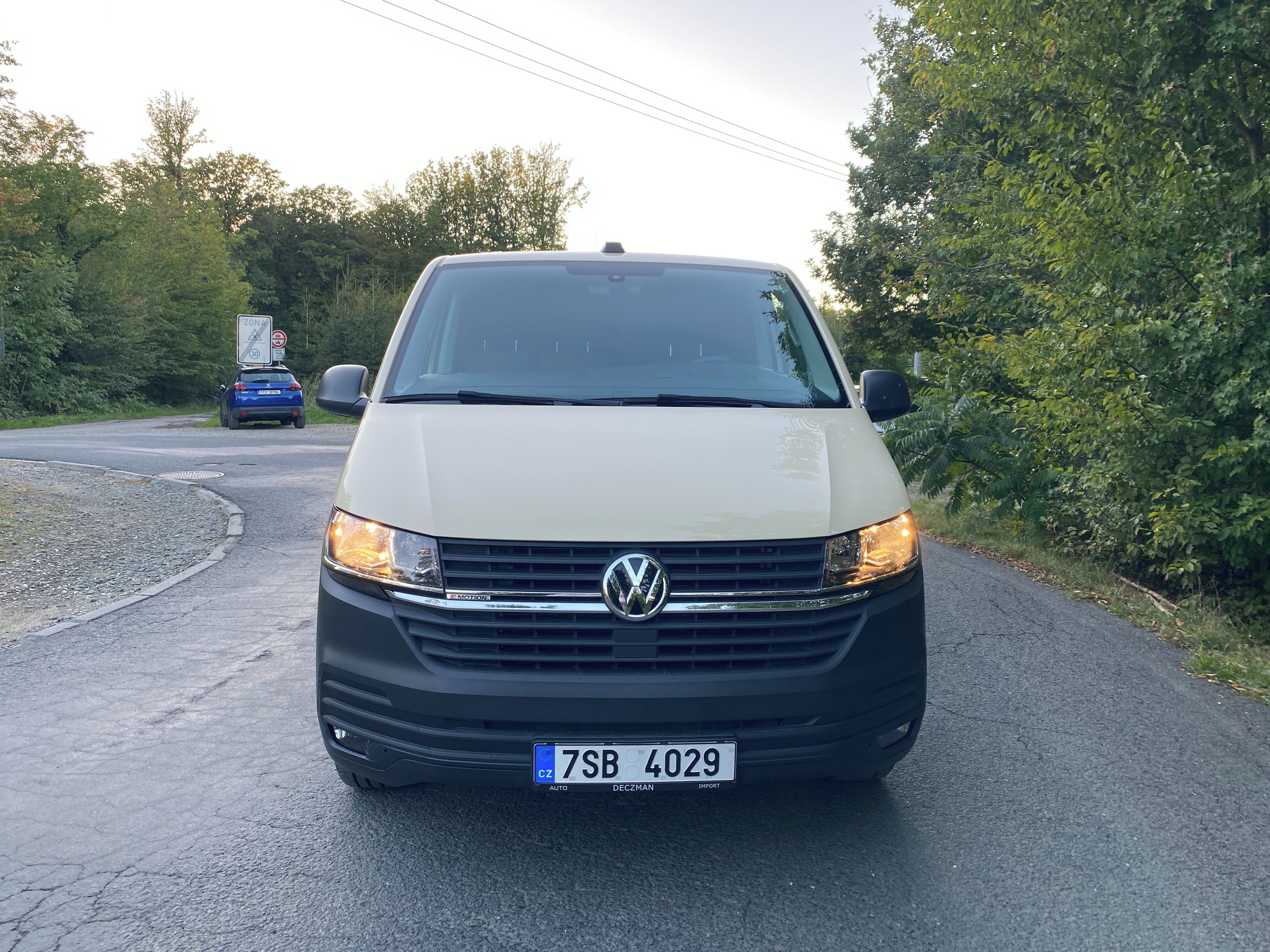 Volkswagen Caravelle, T6.1 Long 2.0 TDI 110 kW 4Mot - fotka 2