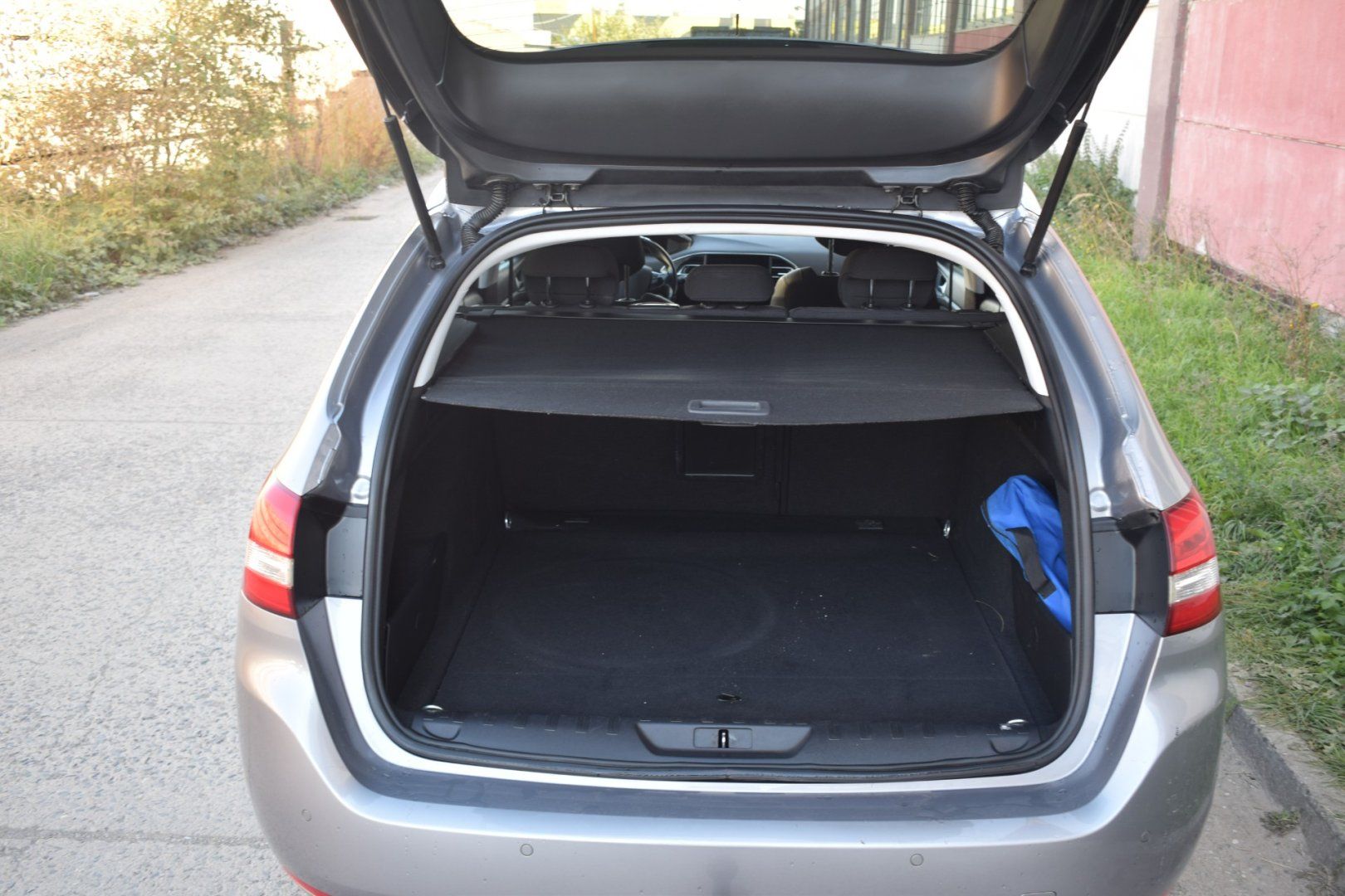 Peugeot 308, 1,5HDi, 1.maj., ČR, serviska - fotka 5
