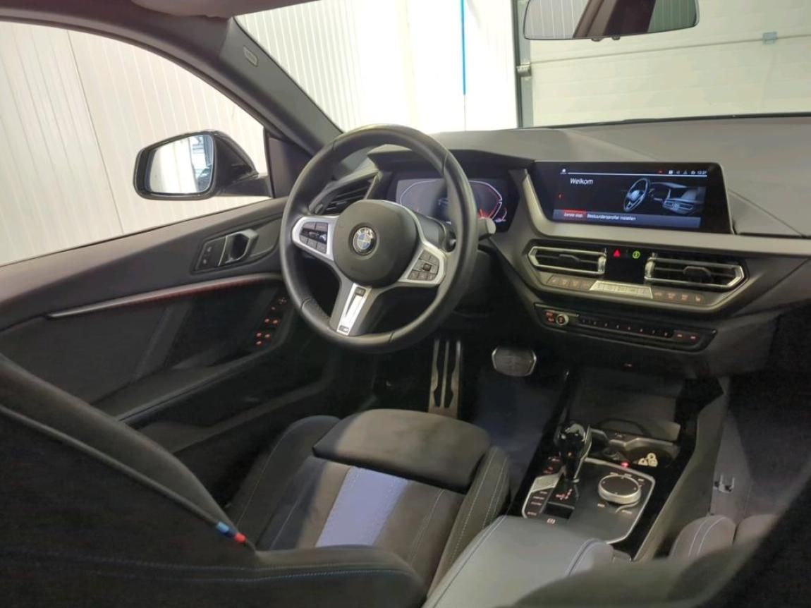 BMW Řada 2, 218i Gran Coupé - fotka 6