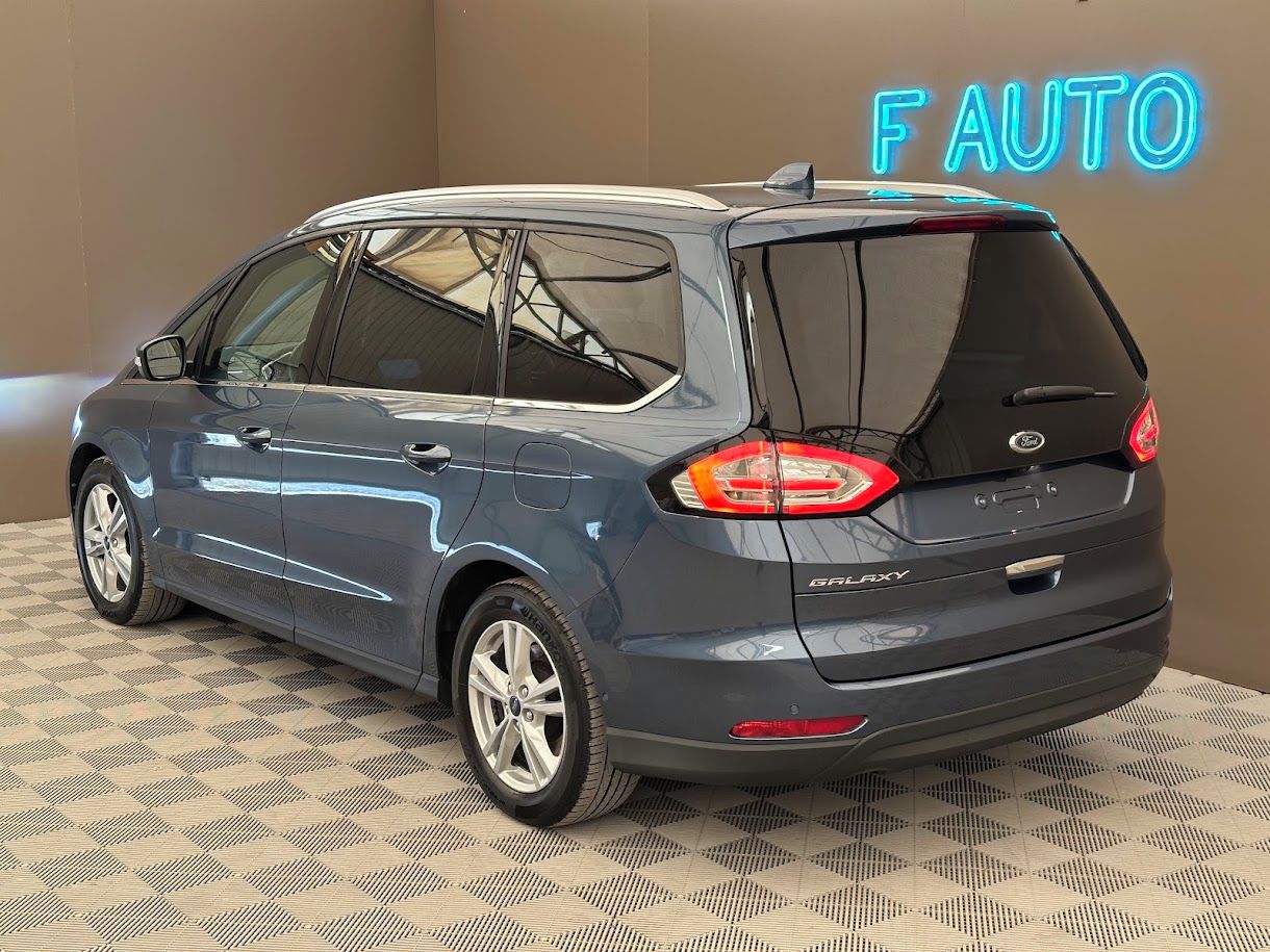 Ford Galaxy, 2.0 TDCi Titanium 7 míst - fotka 4