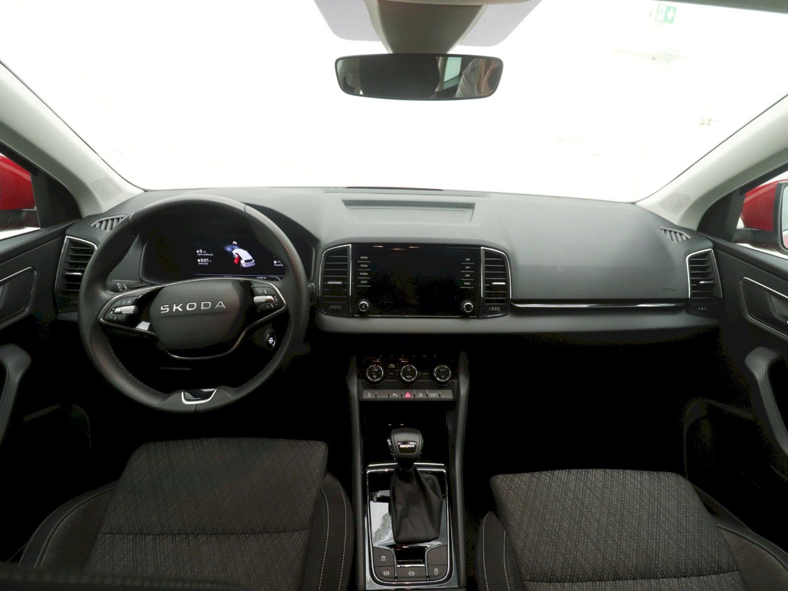Škoda Karoq, Top Selection DSG 1.5TSI 110kW - fotka 5