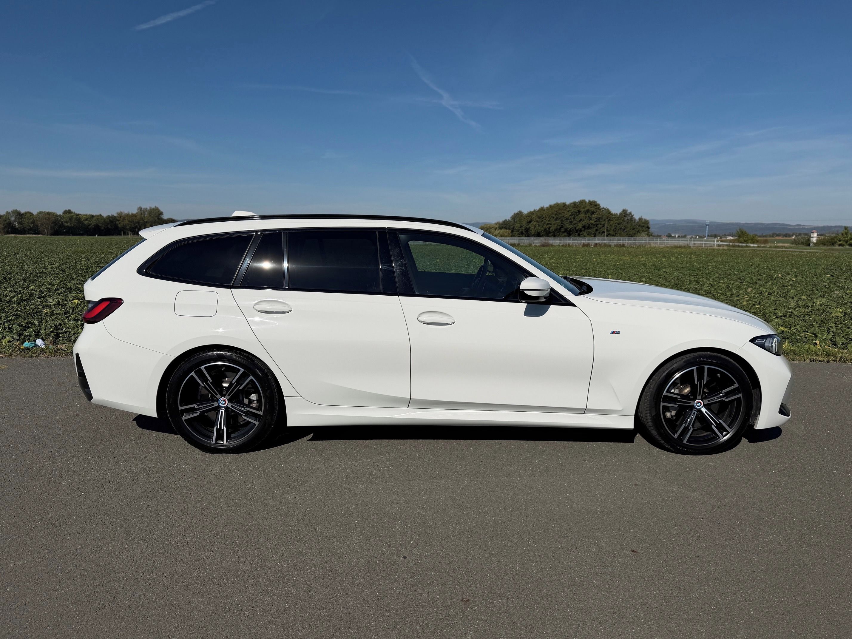 BMW Řada 3, 330d 210kW Mpaket FL WEBASTO - fotka 5