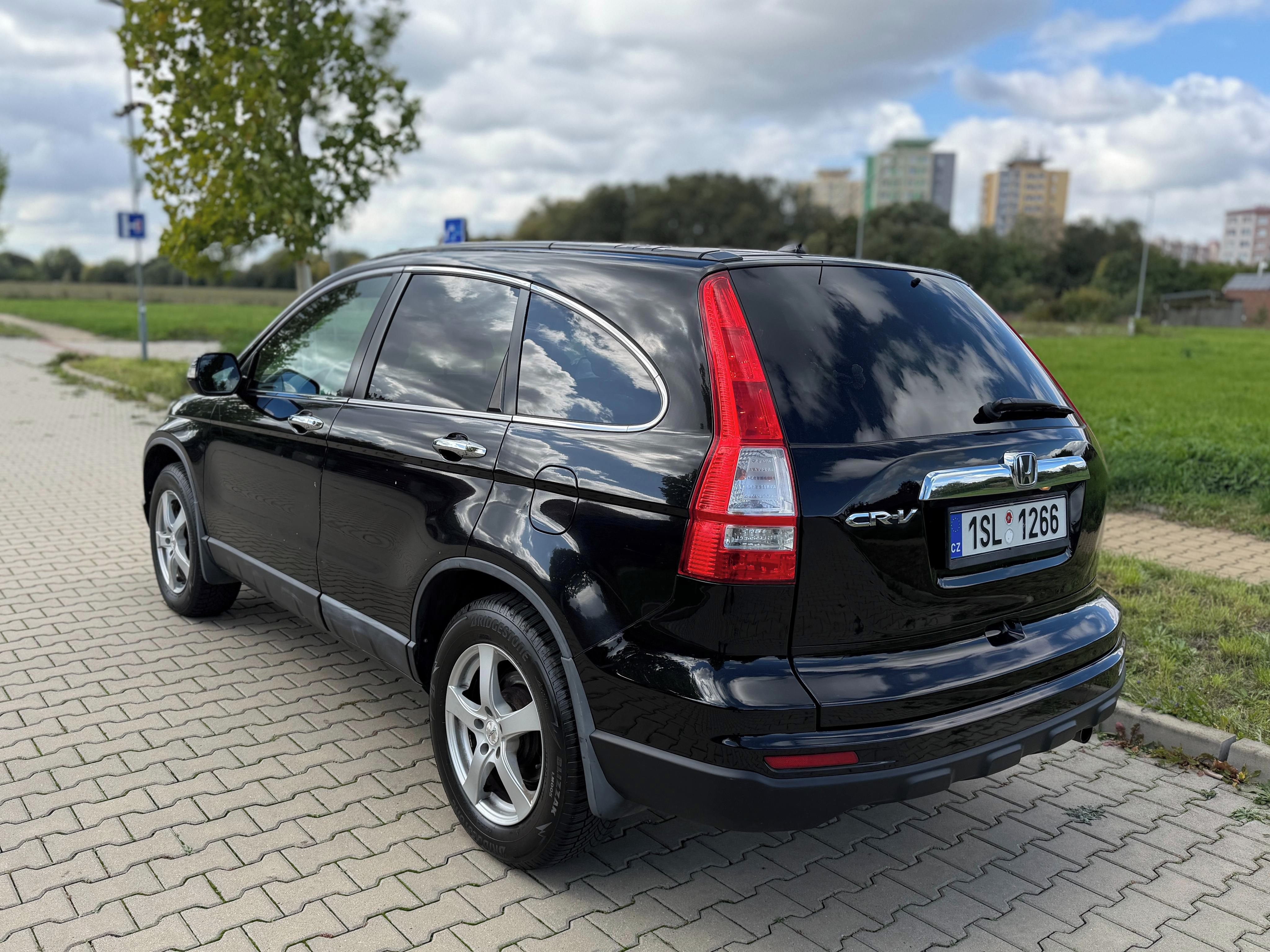 Honda CR-V, Honda CR-V 2.0i,4x4,1.maj,2xAL - fotka 6
