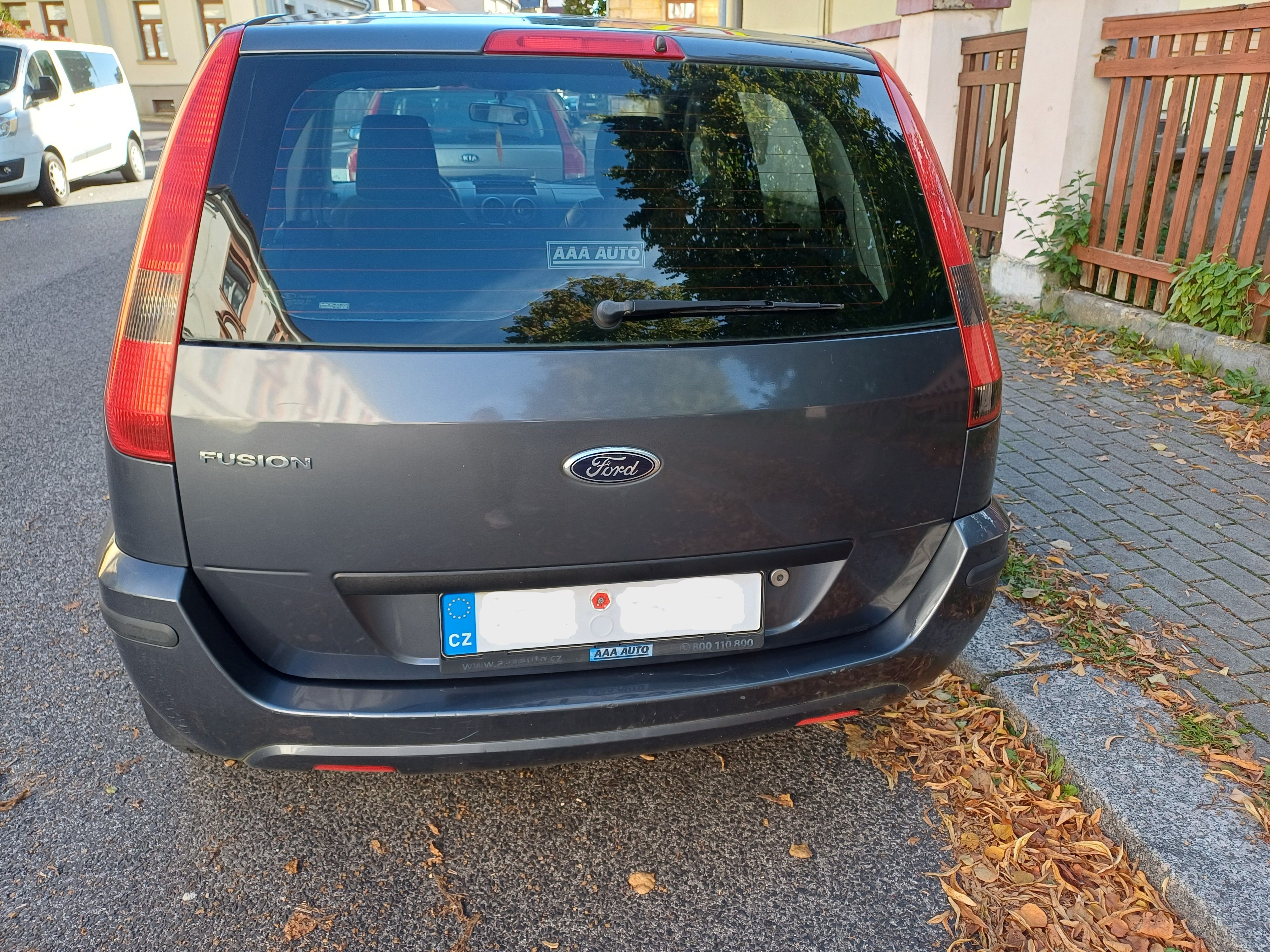 Ford Fusion, 1.4 - fotka 3