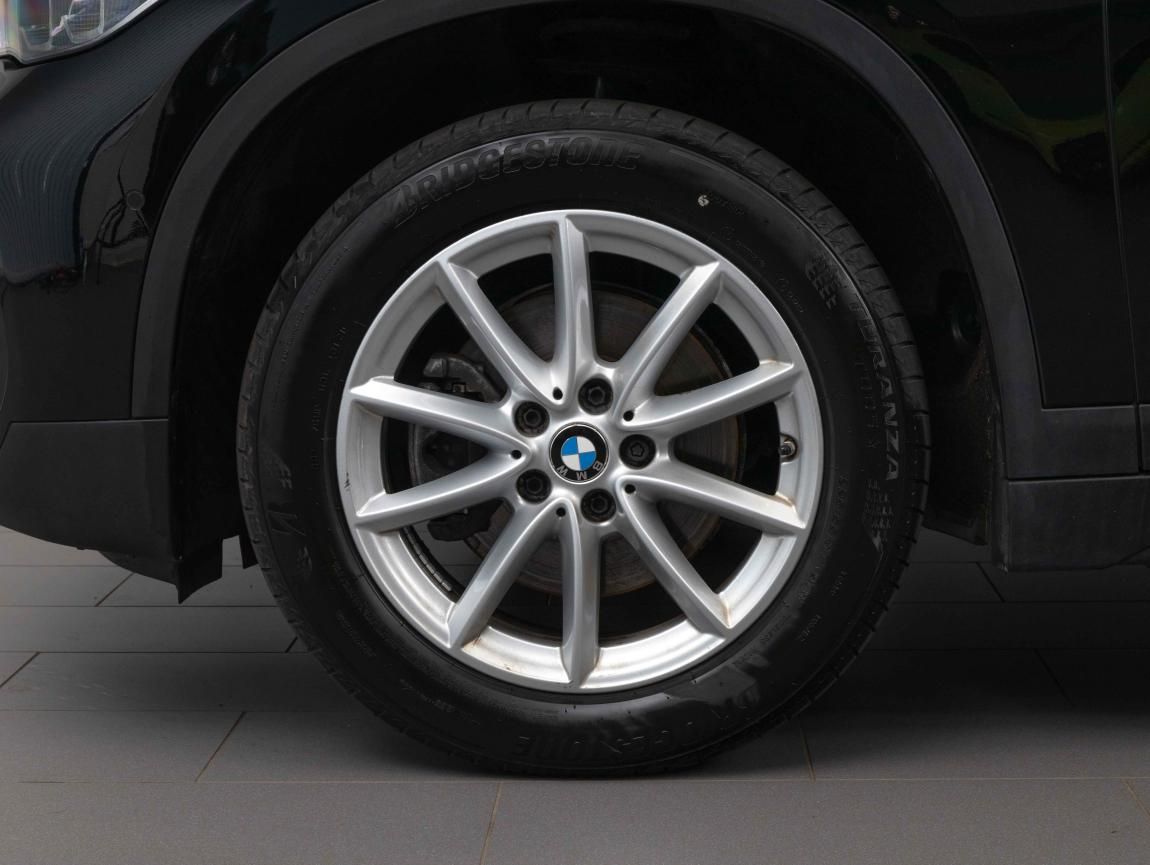 BMW X1, sDrive18i - fotka 6