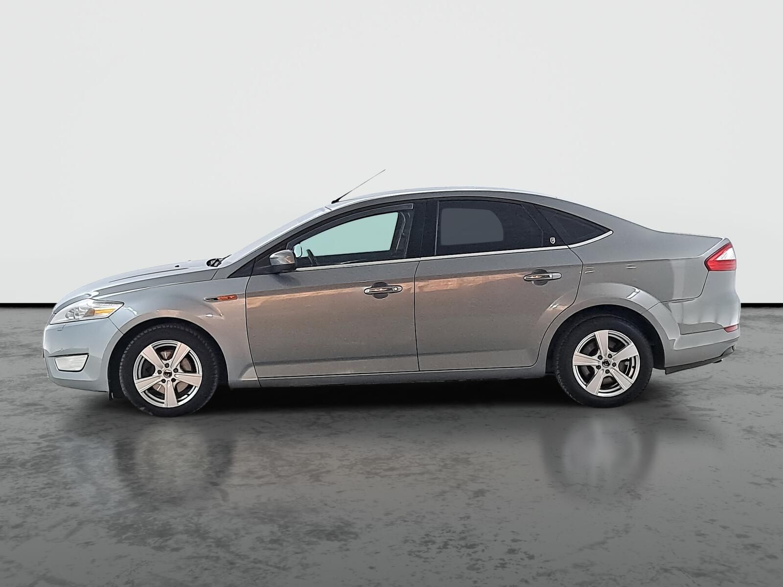 Ford Mondeo, 2.0 TDCi, Automat, po STK - fotka 3