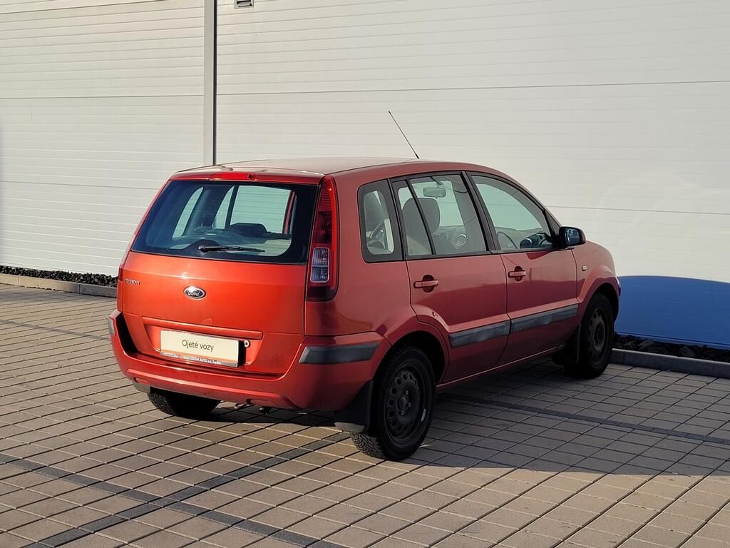 Ford Fusion, 1.4 i 59 kW - fotka 5