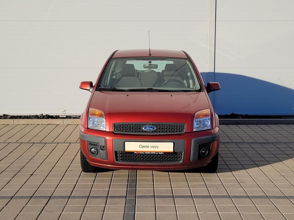 Ford Fusion, 1.4 i 59 kW - fotka 2