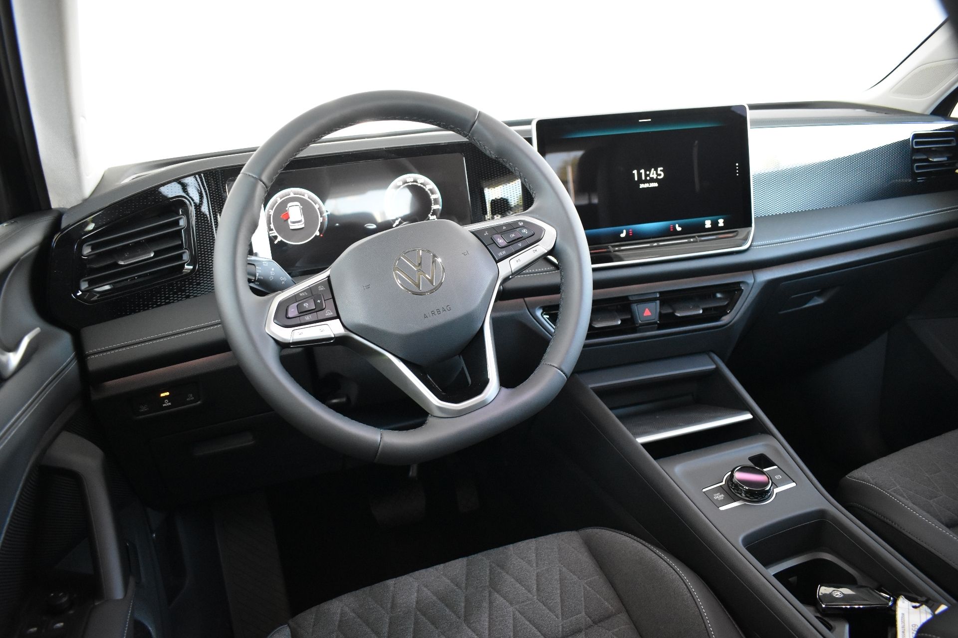 Volkswagen Tiguan, 1.5TSI 110kW DSG, záruka, LED, - fotka 5