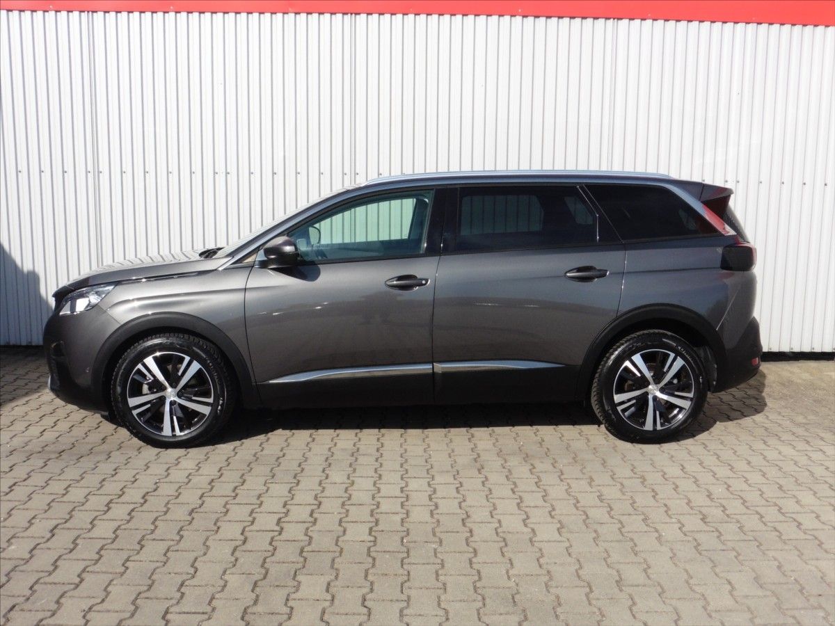 Peugeot 5008, 2.0 HDi Allure 7.míst - fotka 5