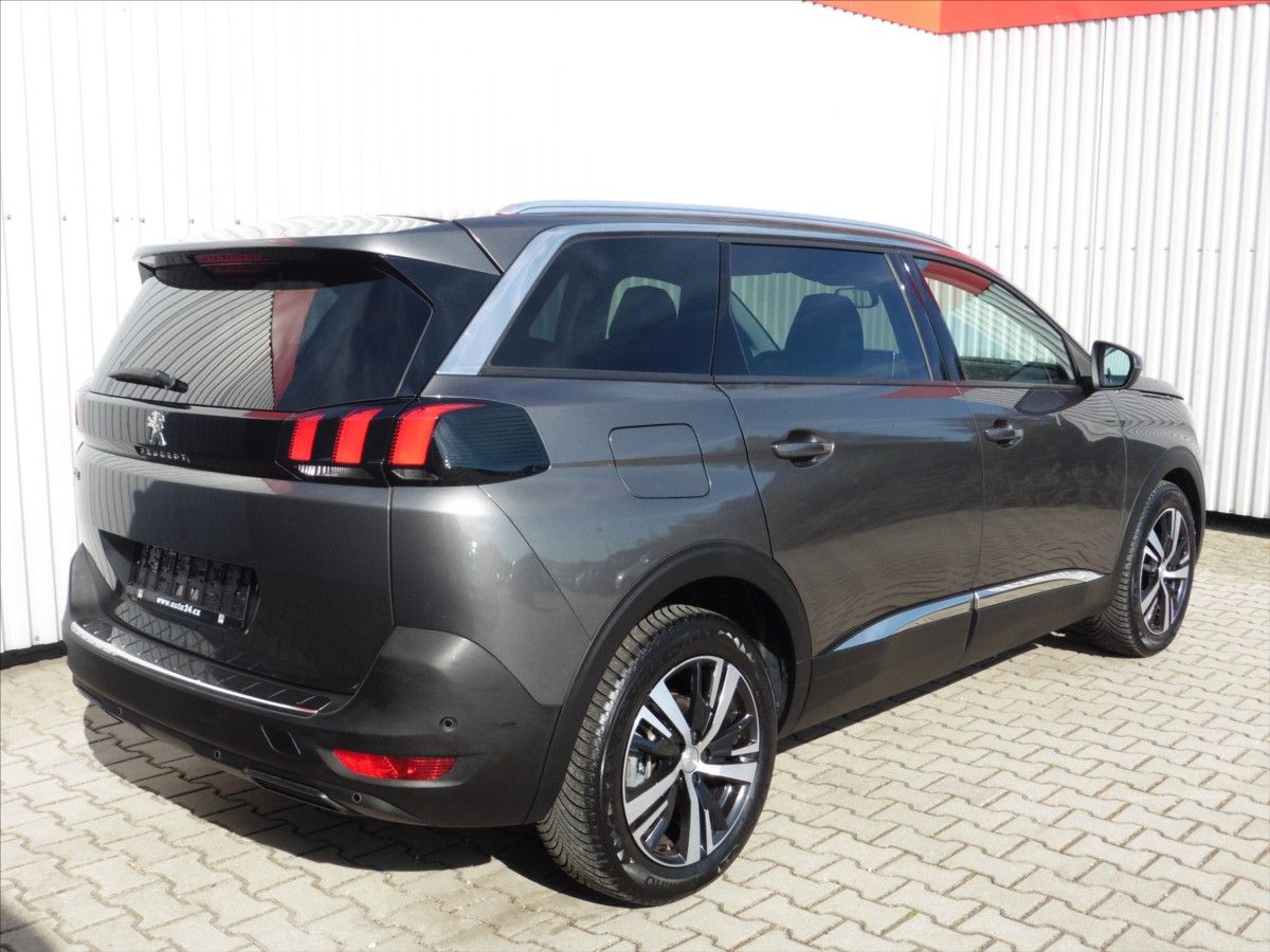 Peugeot 5008, 2.0 HDi Allure 7.míst - fotka 4
