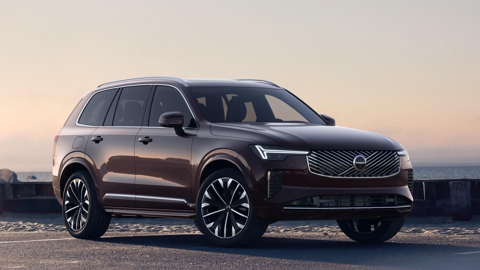 Volvo XC90, B5 AWD AUT BRIGHT PLUS 7míst - fotka 2