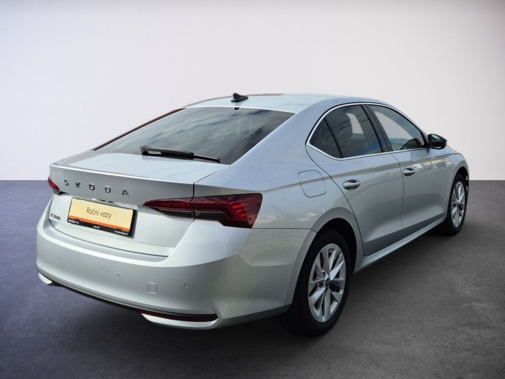 Škoda Octavia, Top Selection 1.5 TSi M-HEV 11 - fotka 3